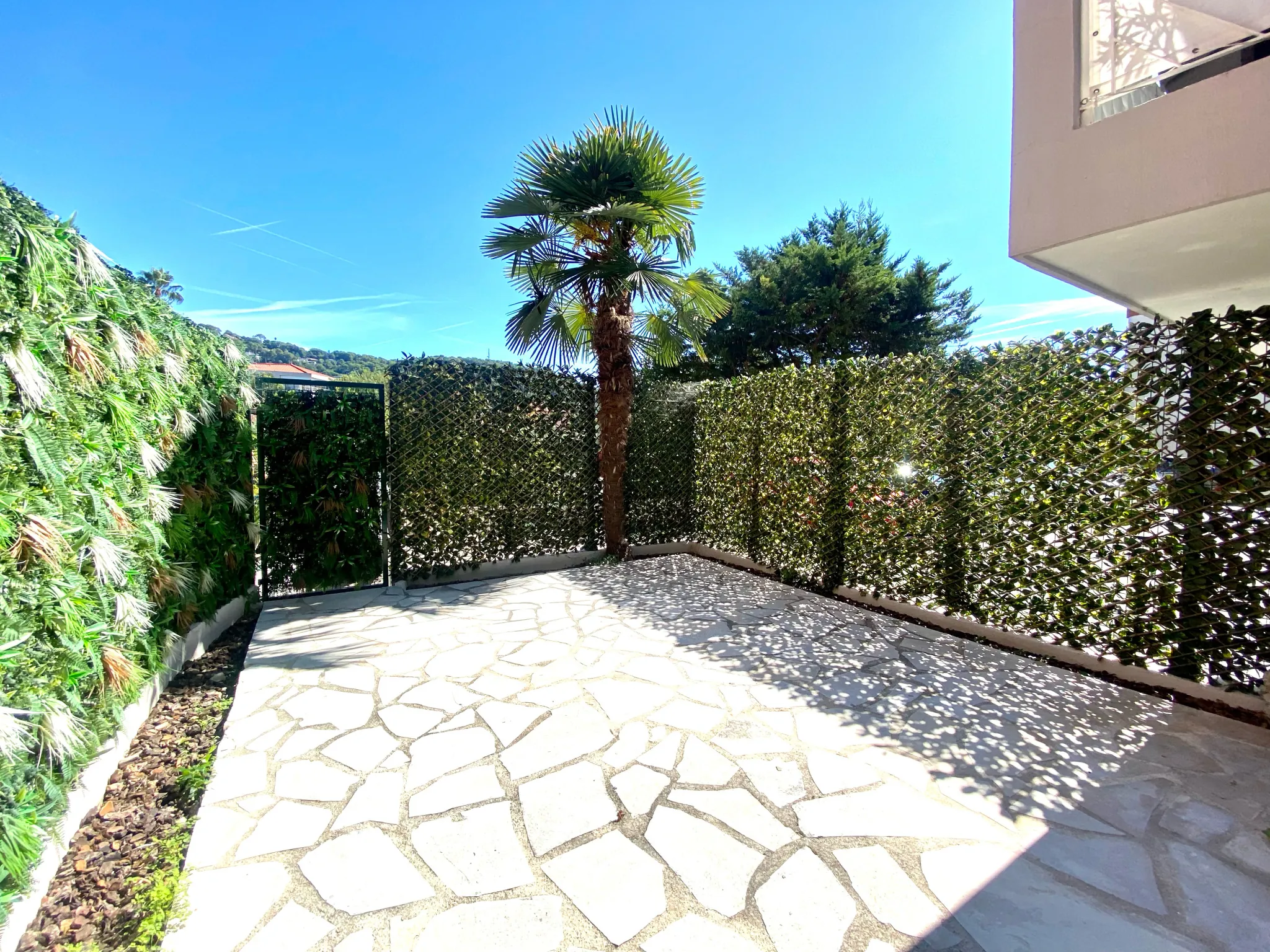 Appartement 2 pièces avec terrasse et jardin à Le Cannet, 50 m² 