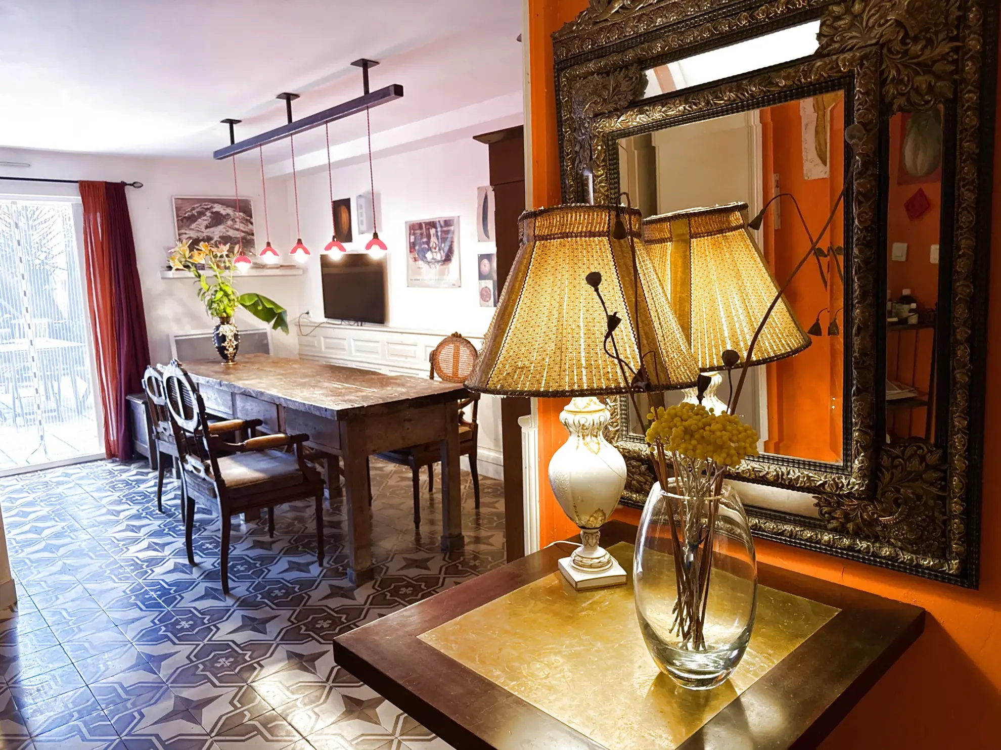 Appartement de charme avec jardin et terrasses à Amélie-les-Bains-Palalda 