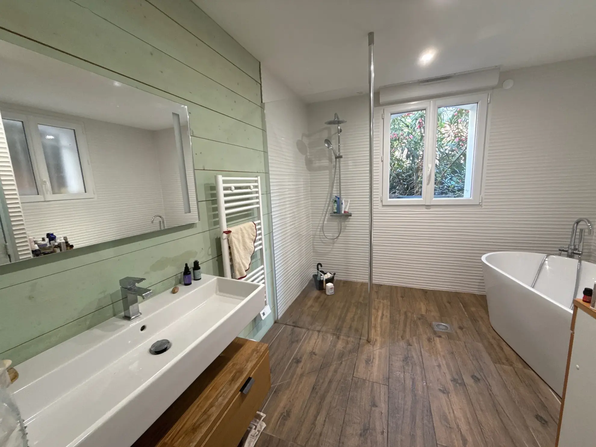 Appartement de charme avec jardin et terrasses à Amélie-les-Bains-Palalda 