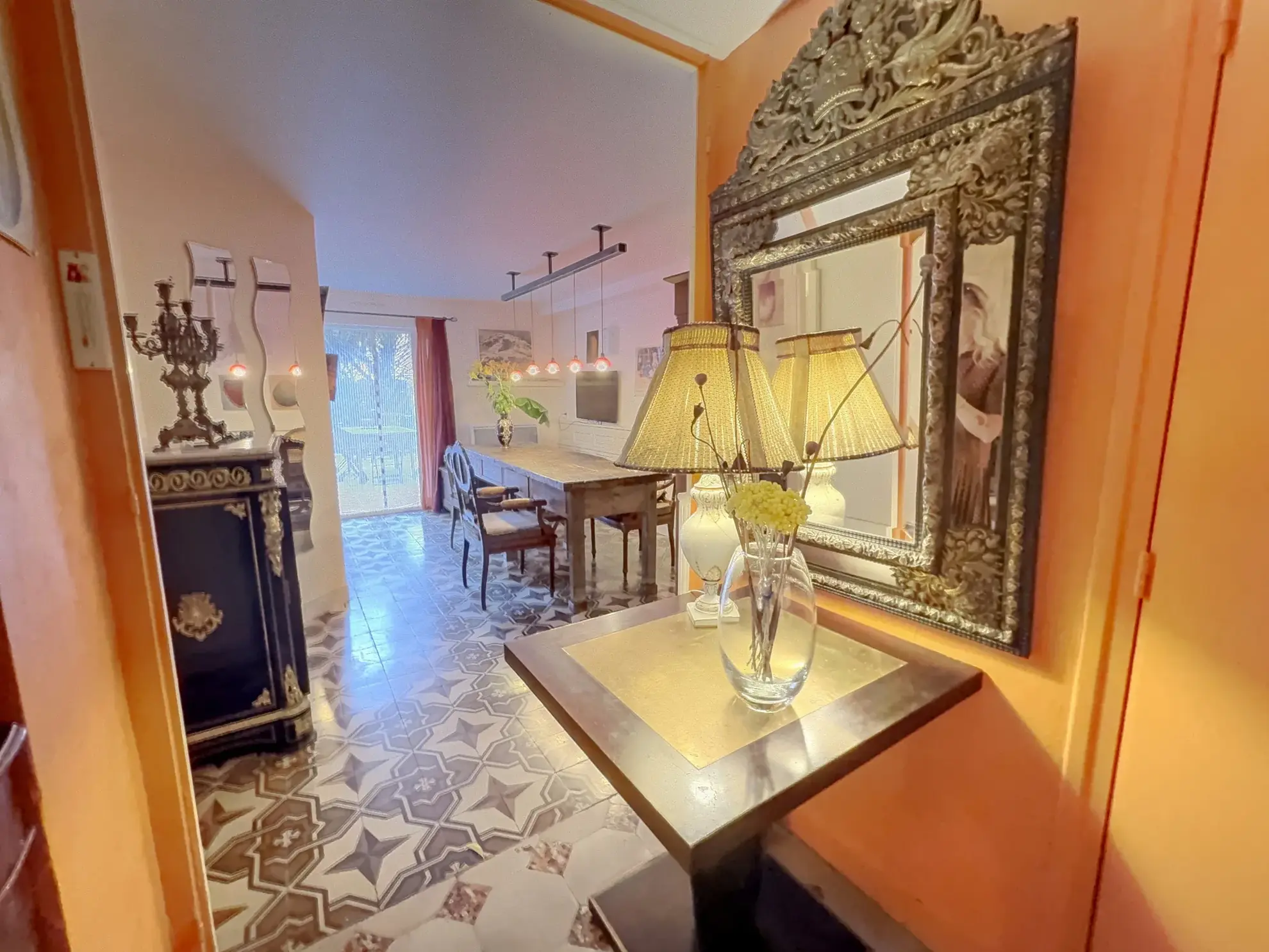 Appartement de charme avec jardin et terrasses à Amélie-les-Bains-Palalda 