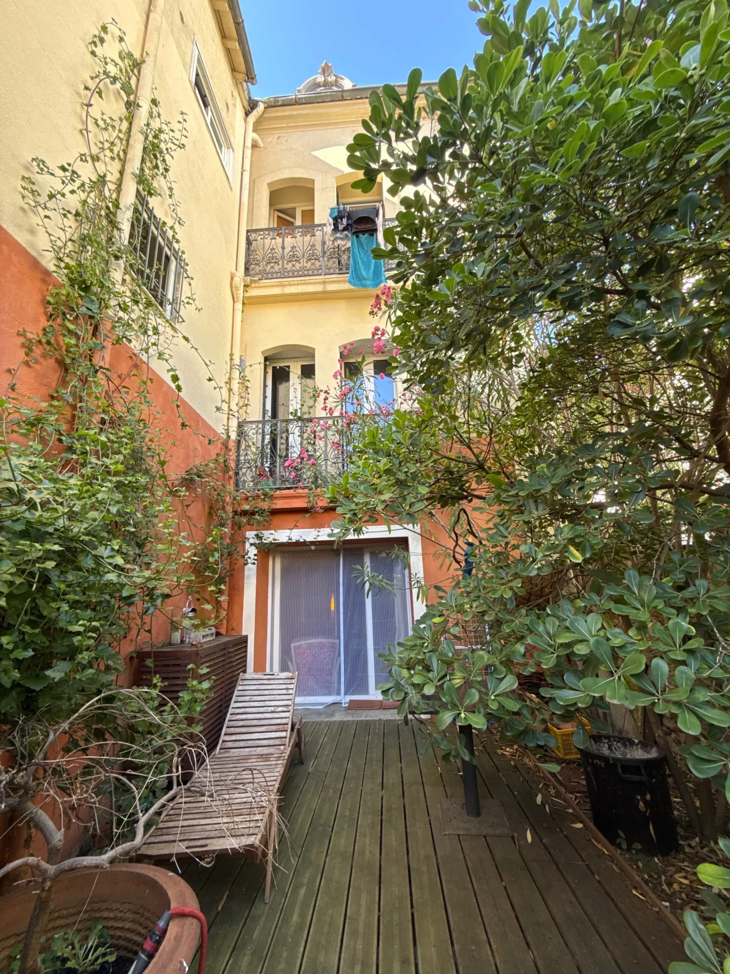 Appartement de charme avec jardin et terrasses à Amélie-les-Bains-Palalda 