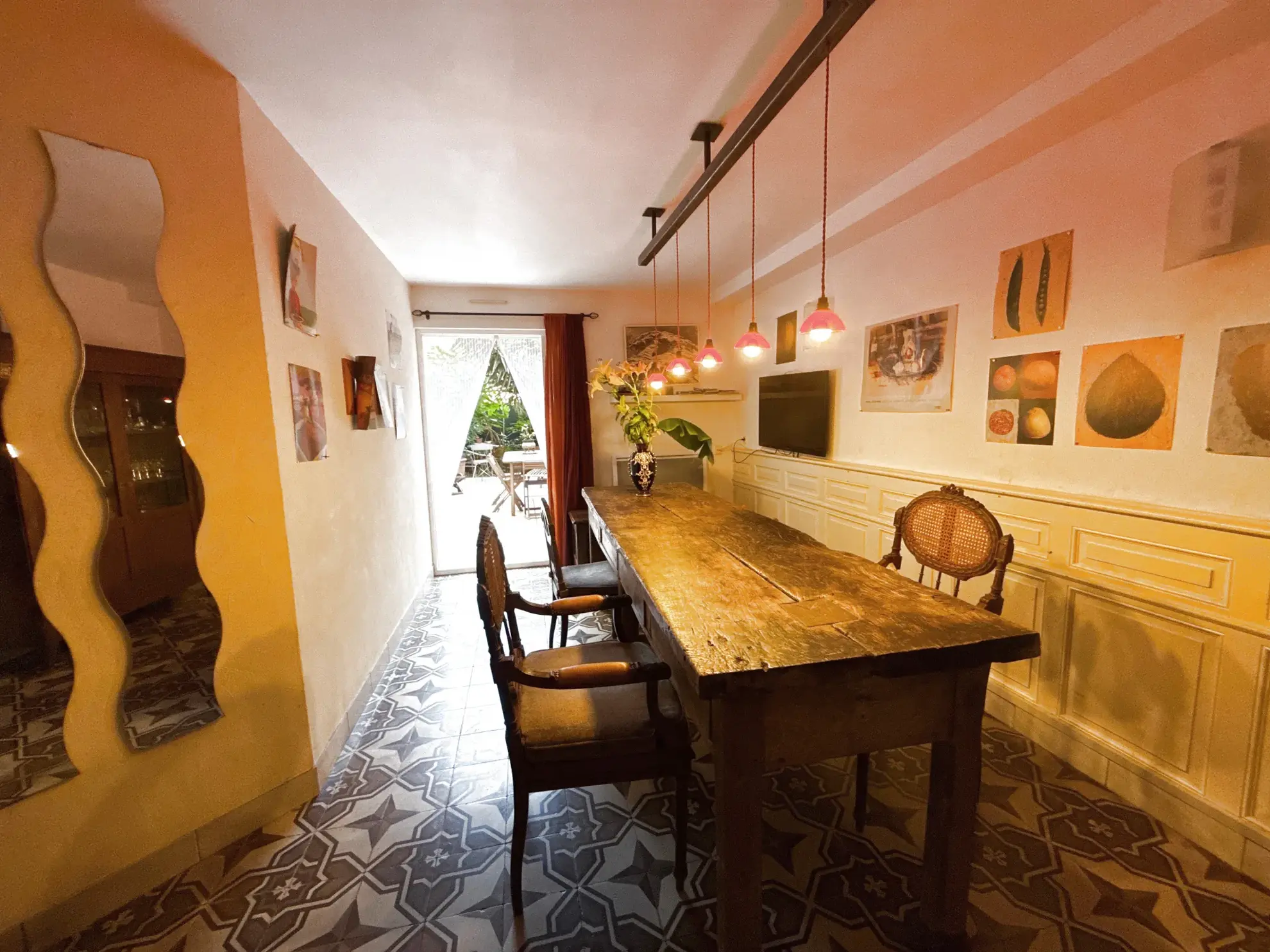 Appartement de charme avec jardin et terrasses à Amélie-les-Bains-Palalda 