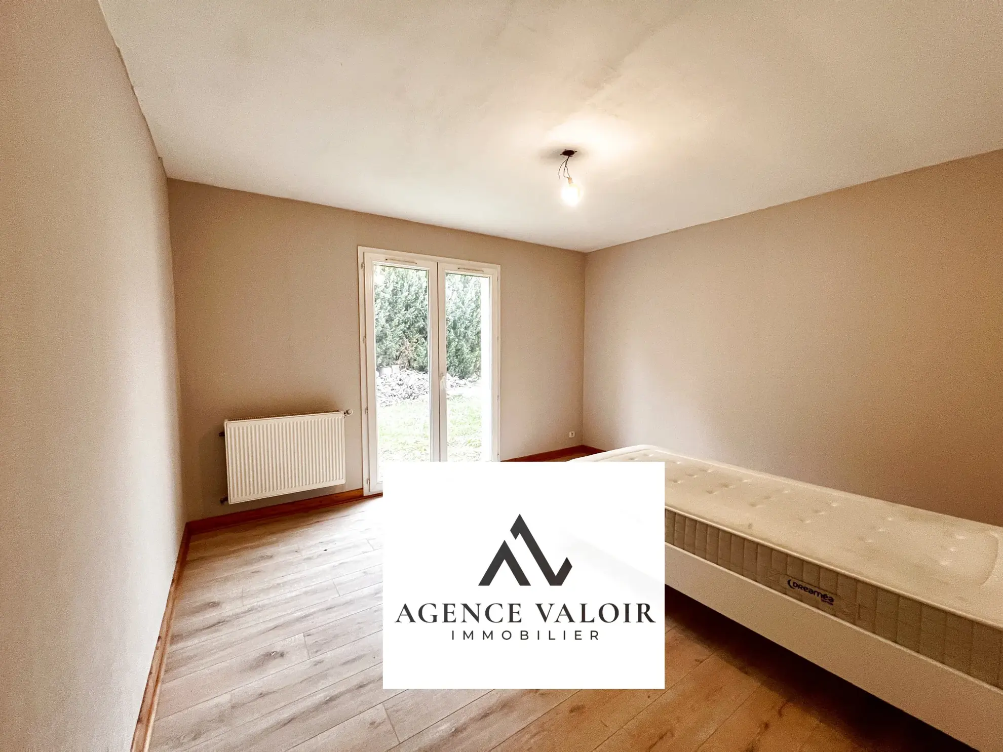 Maison plain-pied à Jury proche de l'hôpital Mercy, 114 m² 