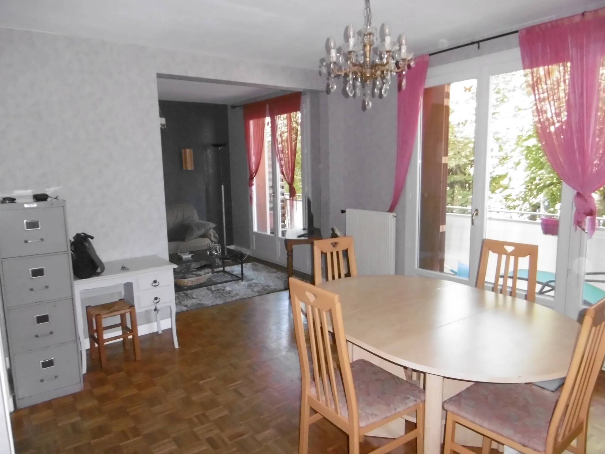 Appartement lumineux de 76 m² avec balcon et garage à Périgueux proximité centre-ville 
