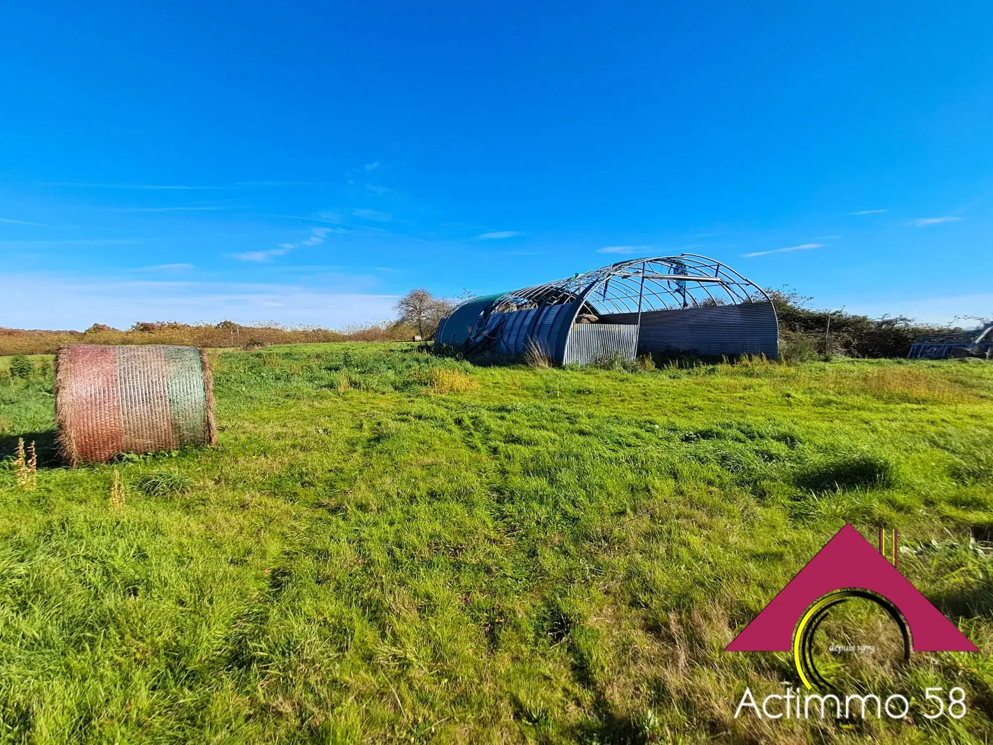 Maison récente avec grand terrain et cadre bucolique à Chantenay st Imbert 
