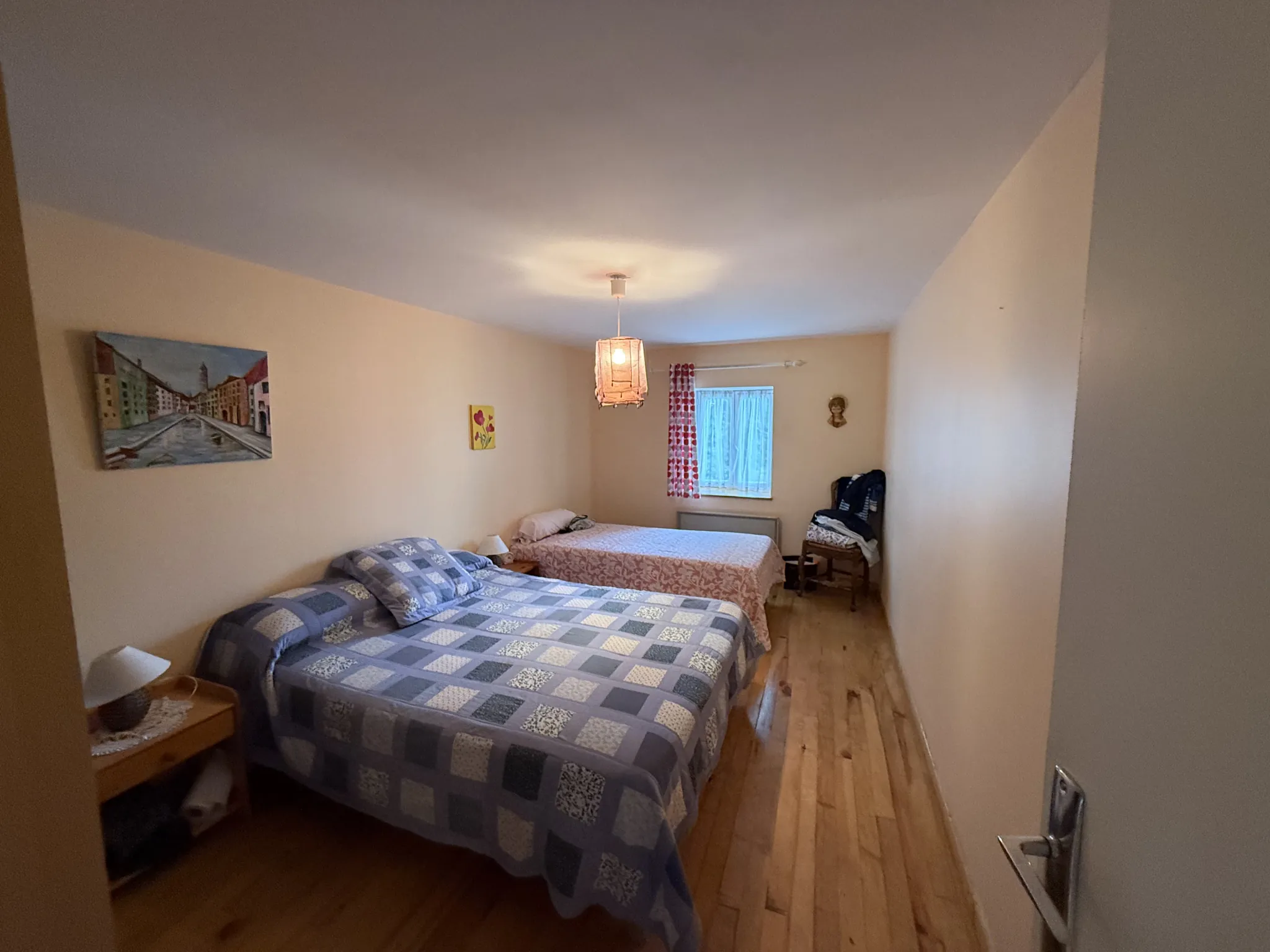 Maison de village à Saint-Front avec garage, proche commerces et 2 chambres 