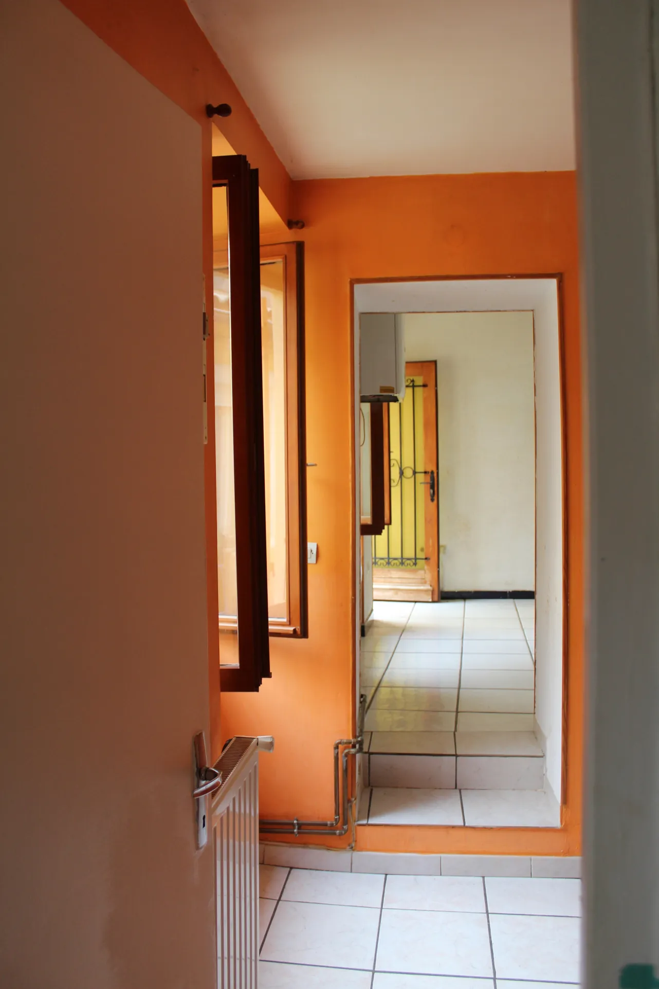 Appartement T2 bis à rénover de 48 m² au centre de Nîmes 