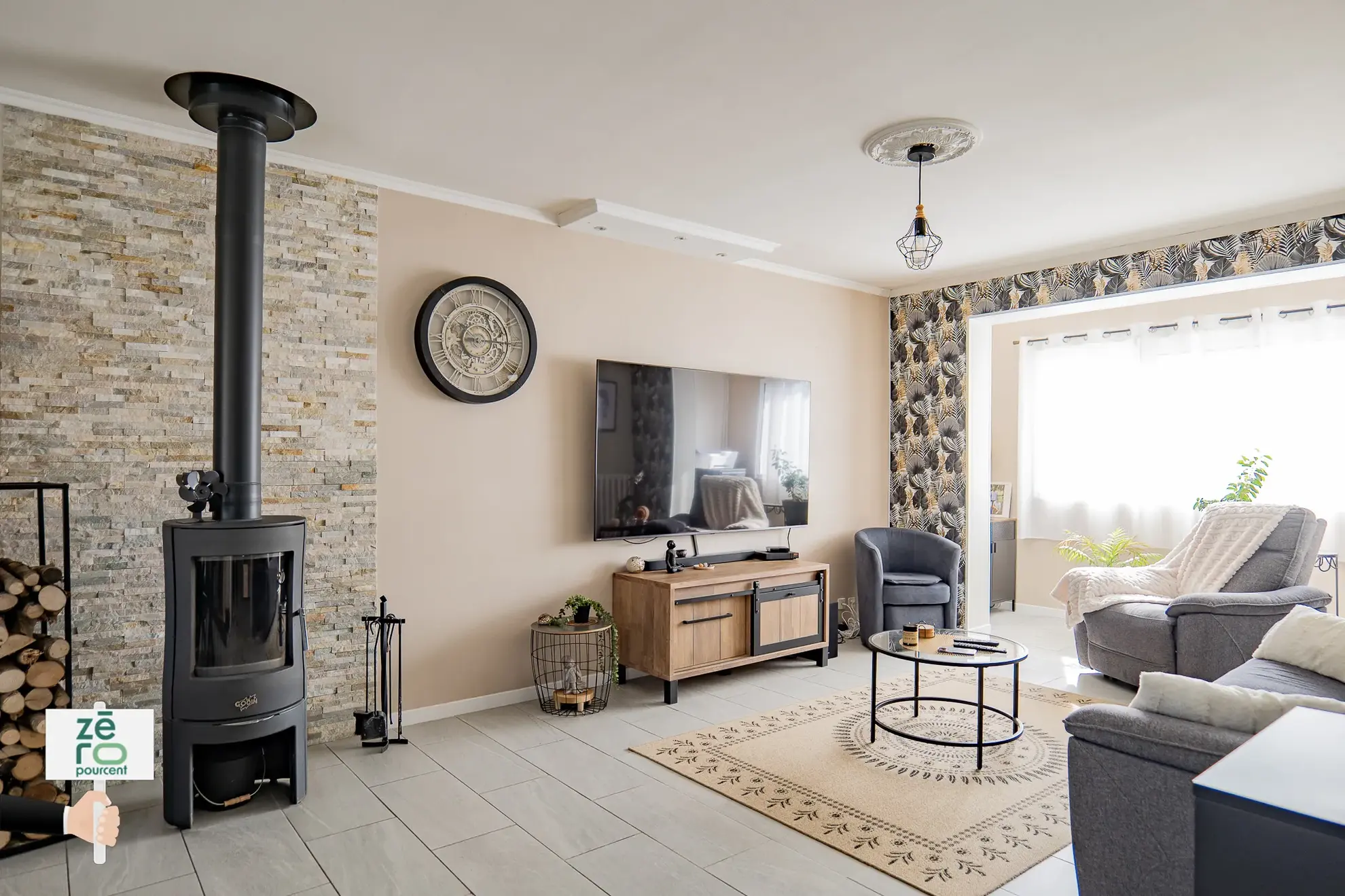 Maison familiale avec jardin clos et double garage à Fontenay-le-Comte 