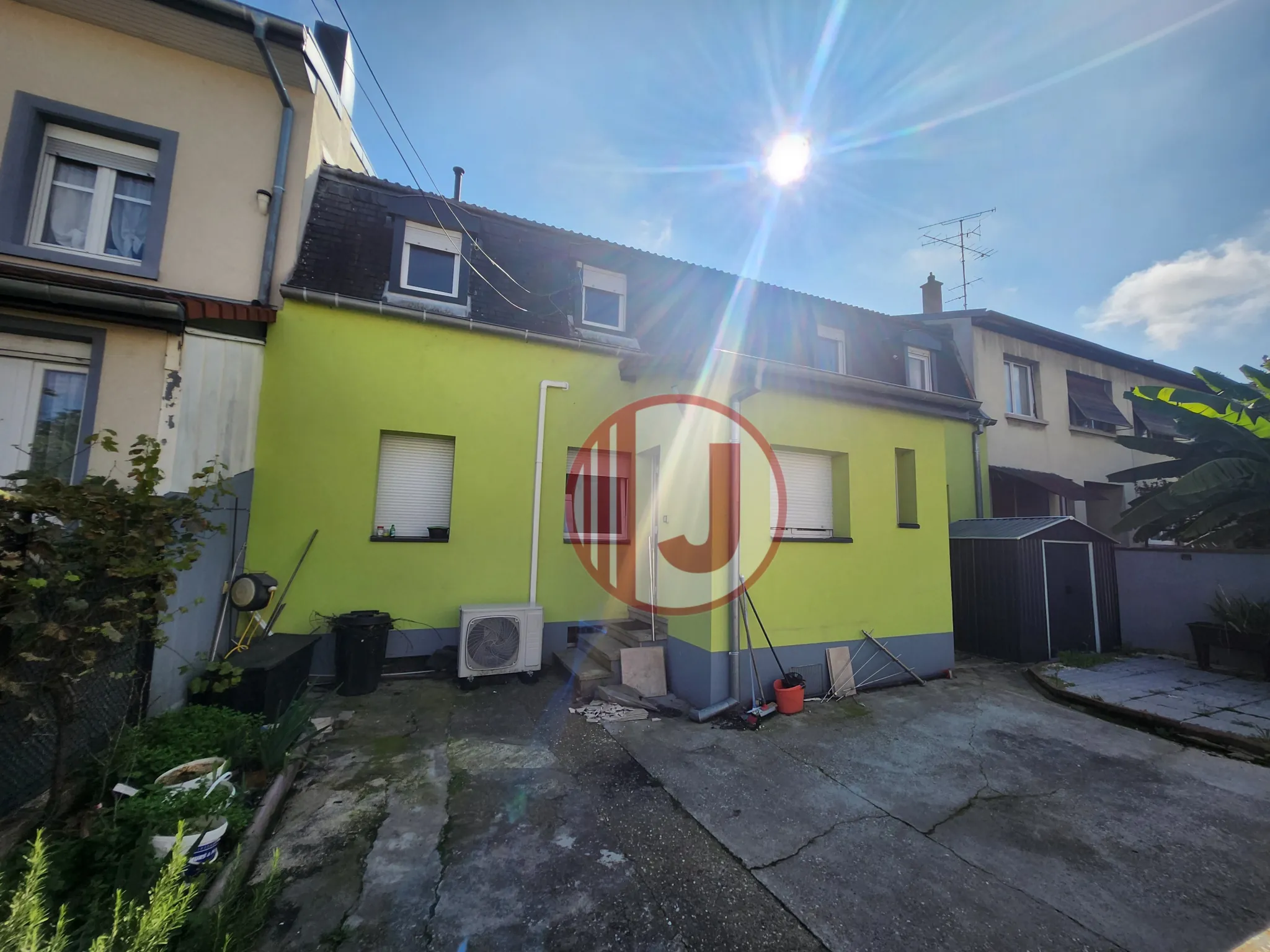 À vendre maison familiale de 162 m² à Mulhouse, parfait pour grandes familles