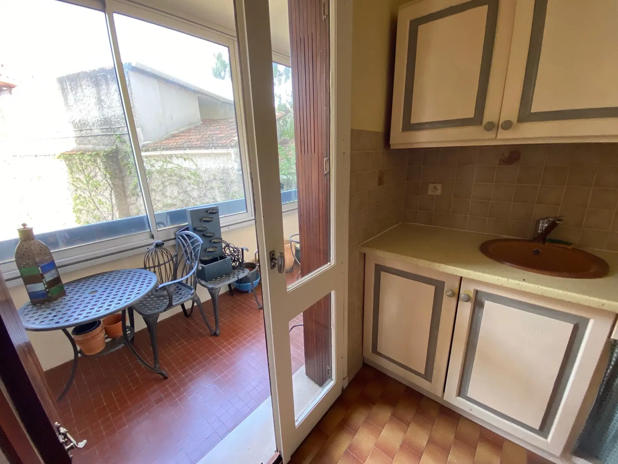 Appartement T2 de 58m² à Nîmes Centre avec Loggia et Cave 