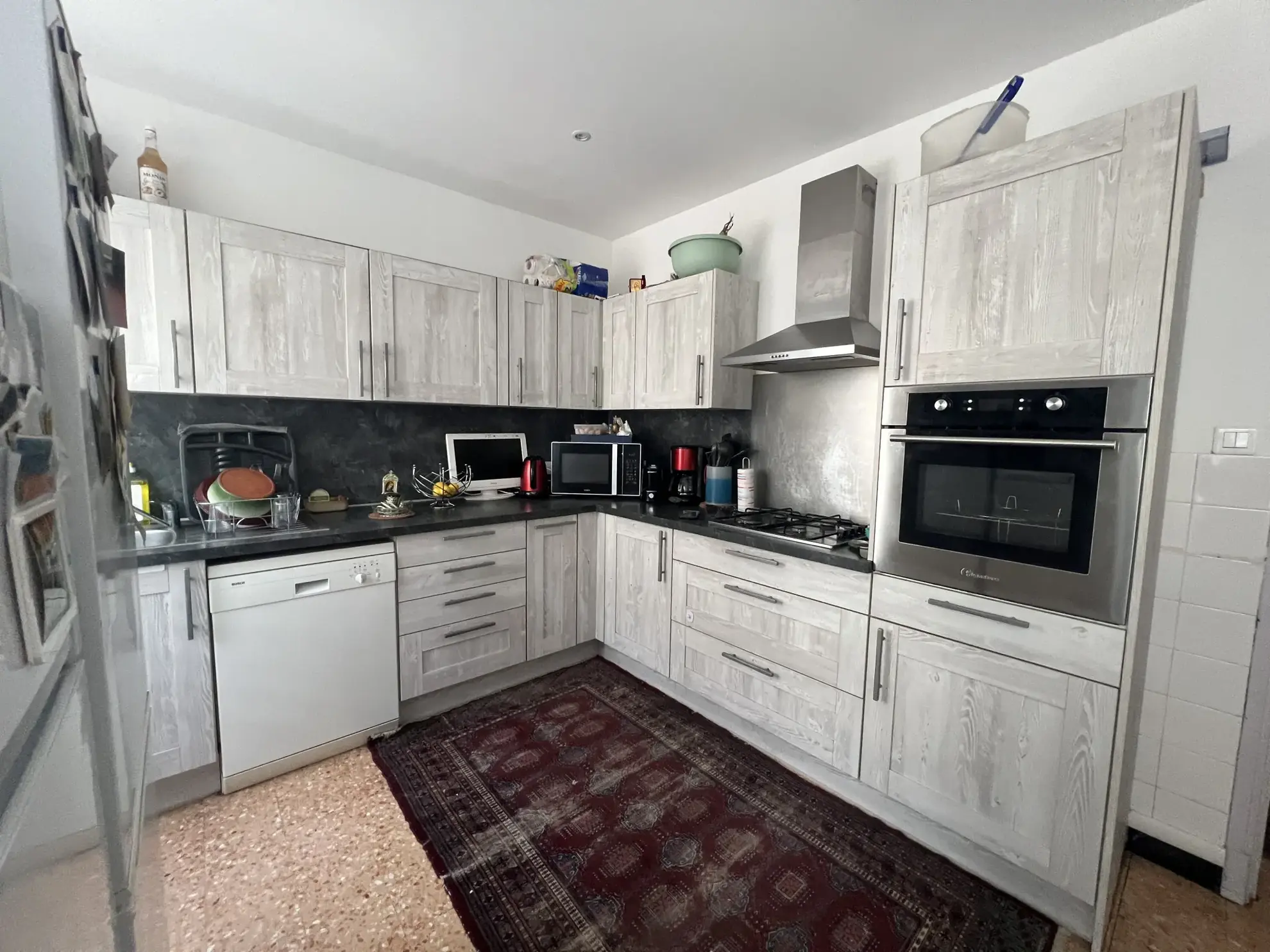 A vendre appartement T3 traversant de 70 m² à Ajaccio, quartier Del Pellegrino 
