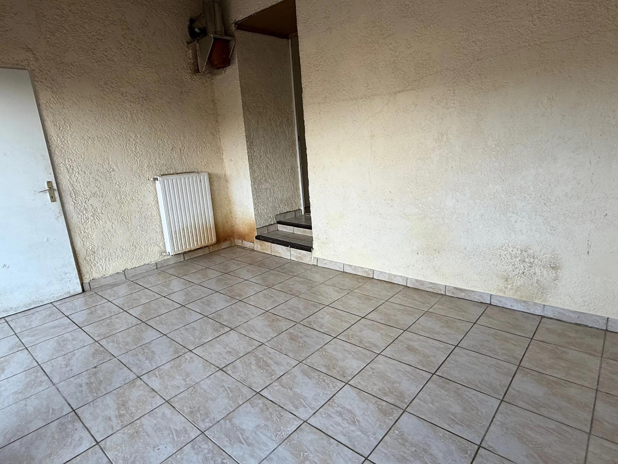 Maison en pierre avec deux logements à vendre à Blanquefort-sur-Briolance 