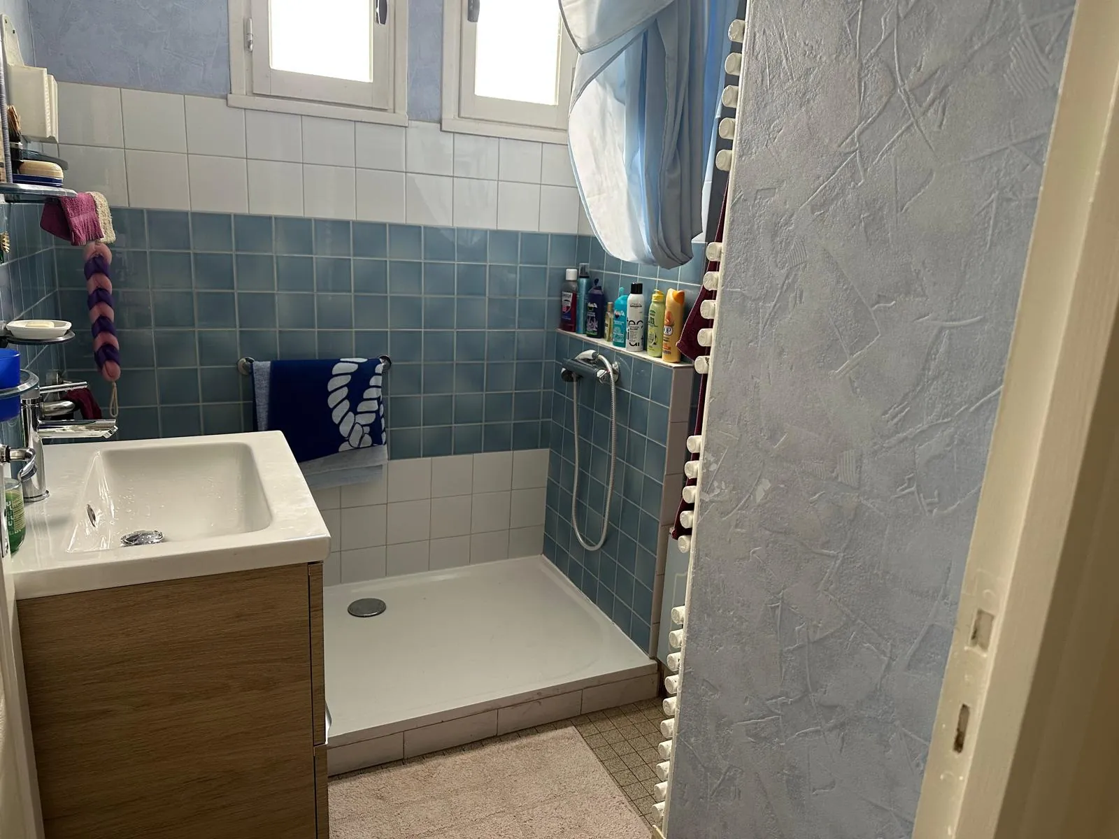 Pavillon avec sous-sol, proche collège à Cercy la Tour 