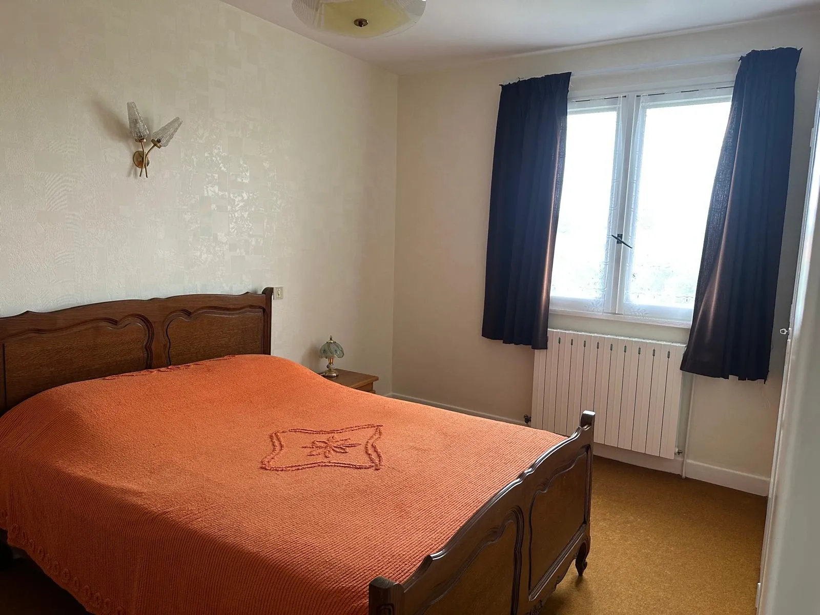 Pavillon avec sous-sol, proche collège à Cercy la Tour 