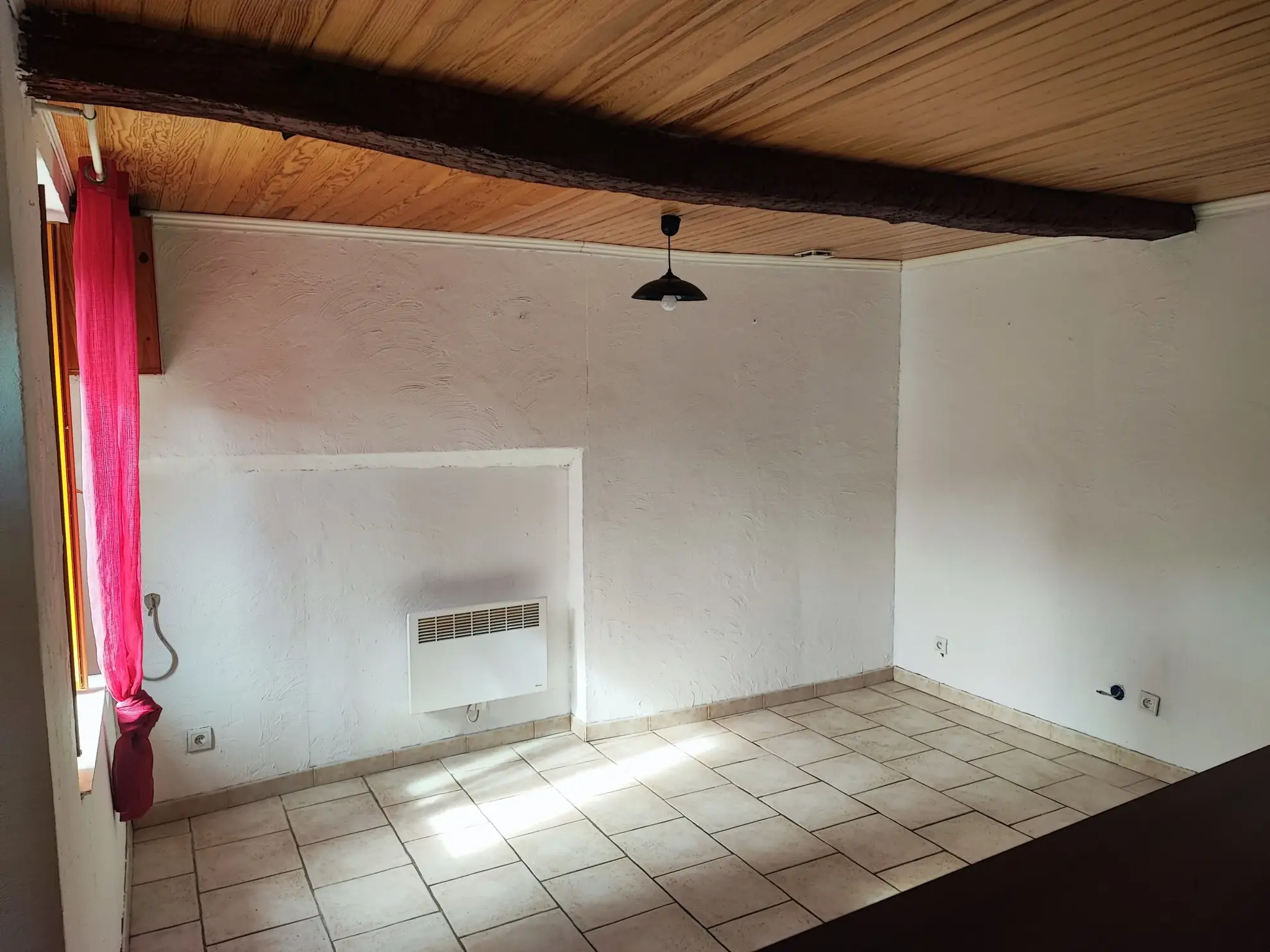 Maison de village à La Redorte, 2 chambres, à vendre sans travaux 
