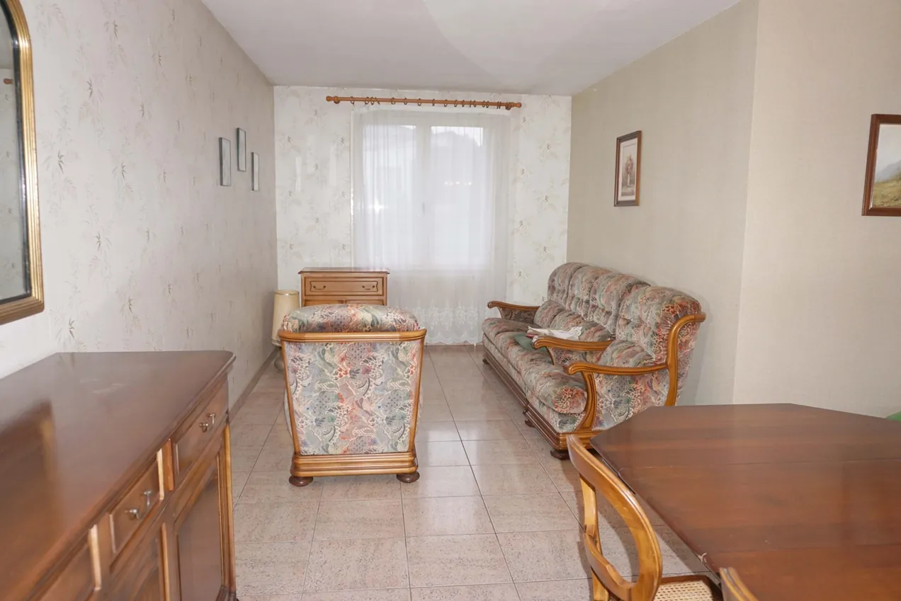 A vendre maison avec sous-sol à GUEUGNON – 82 m², vue dominante et terrain de 1015 m² 