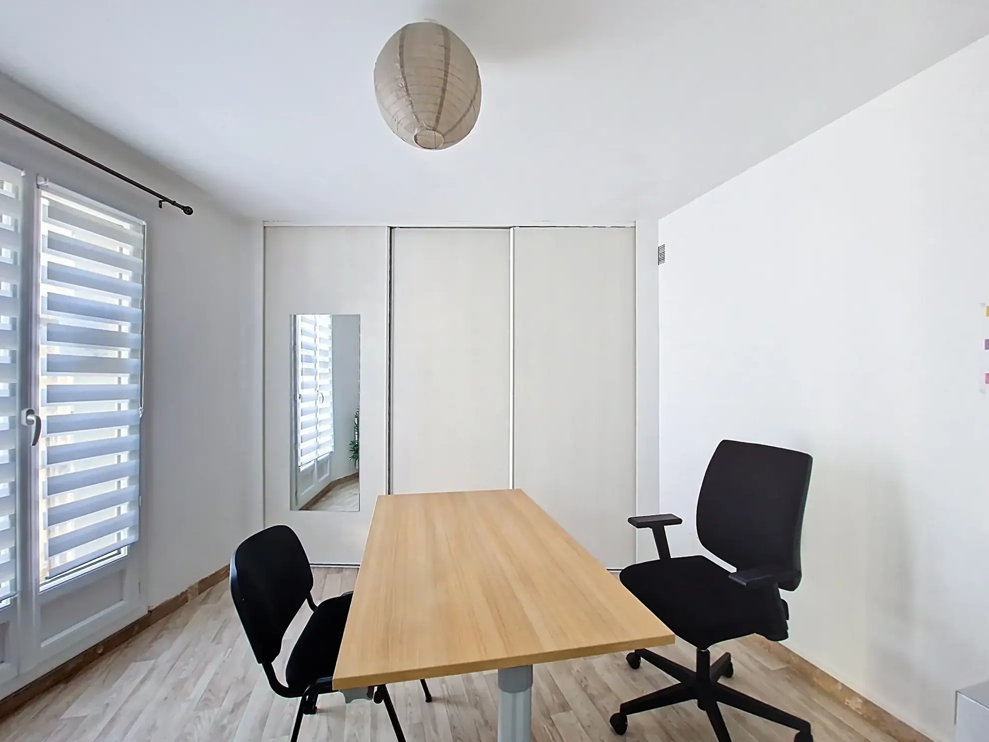 À vendre locaux commerciaux rénovés en centre-ville de Guéret, excellente opportunité d'investissement 