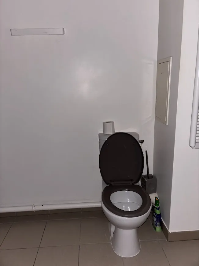 Appartement T2 à vendre à Choisy-le-Roi - 42,80 m², loggia, proche commodités 