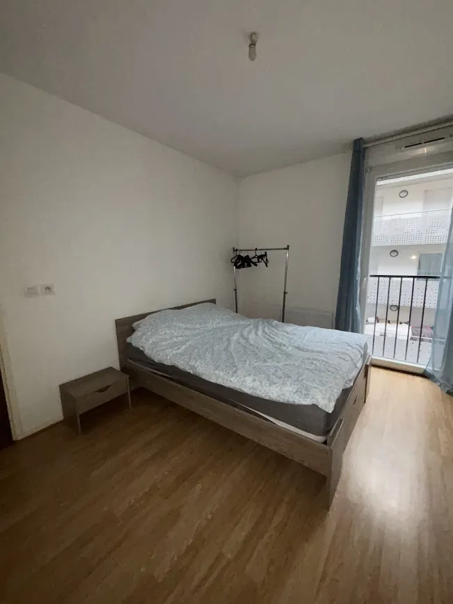 Appartement T2 à vendre à Choisy-le-Roi - 42,80 m², loggia, proche commodités 