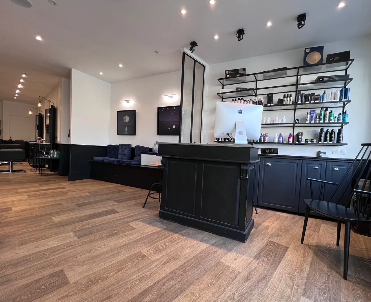 Fonds de commerce salon de coiffure à Rueil-Malmaison proche RER A 