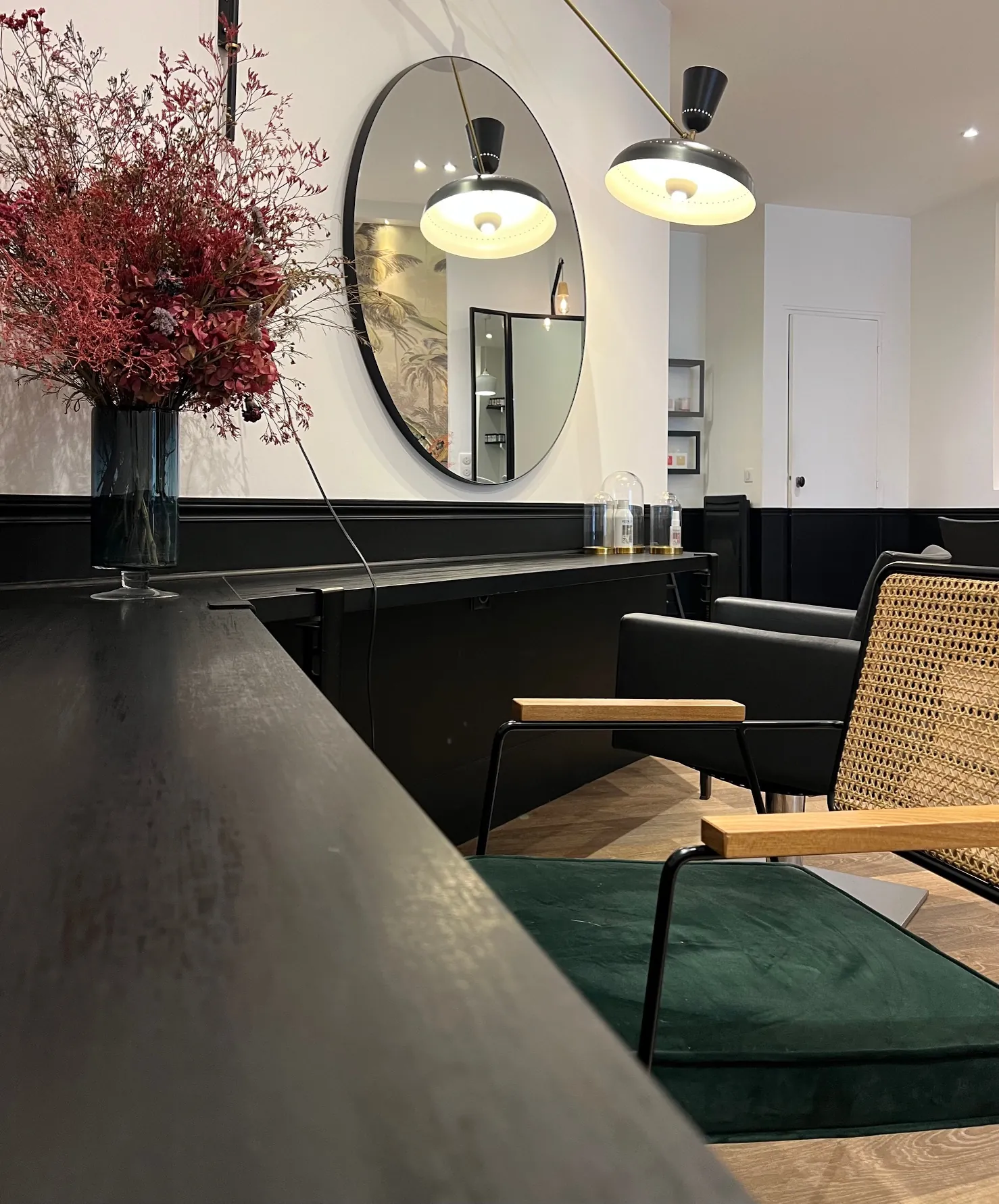 Fonds de commerce salon de coiffure à Rueil-Malmaison proche RER A 