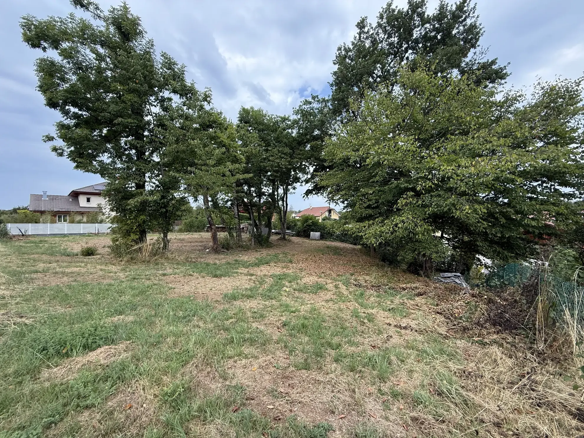 Terrain constructible de 501 m² à Armoy, idéal pour votre projet résidentiel