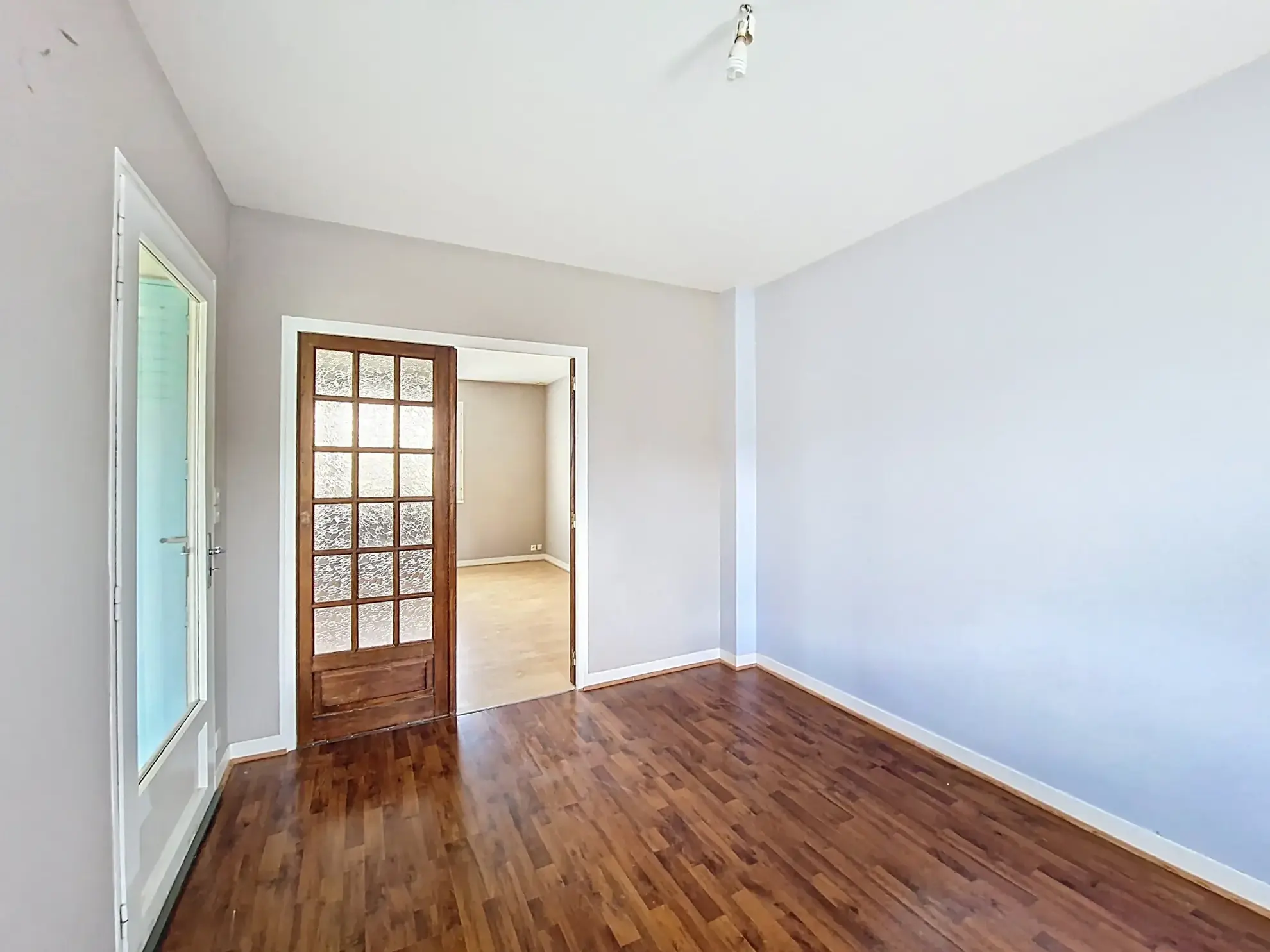 Maison à Saint-Fiel avec studio, grand atelier et terrain de 1000 m² à vendre près de Guéret 