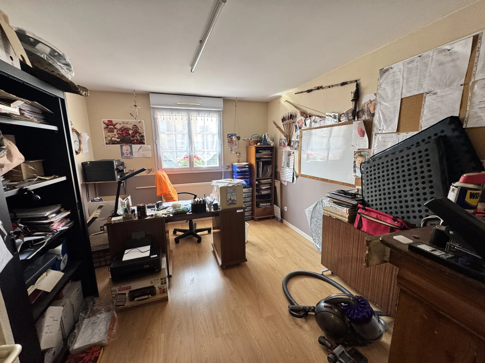 Maison de plain-pied à Aniche de 164 m² avec garage et véranda confortable 