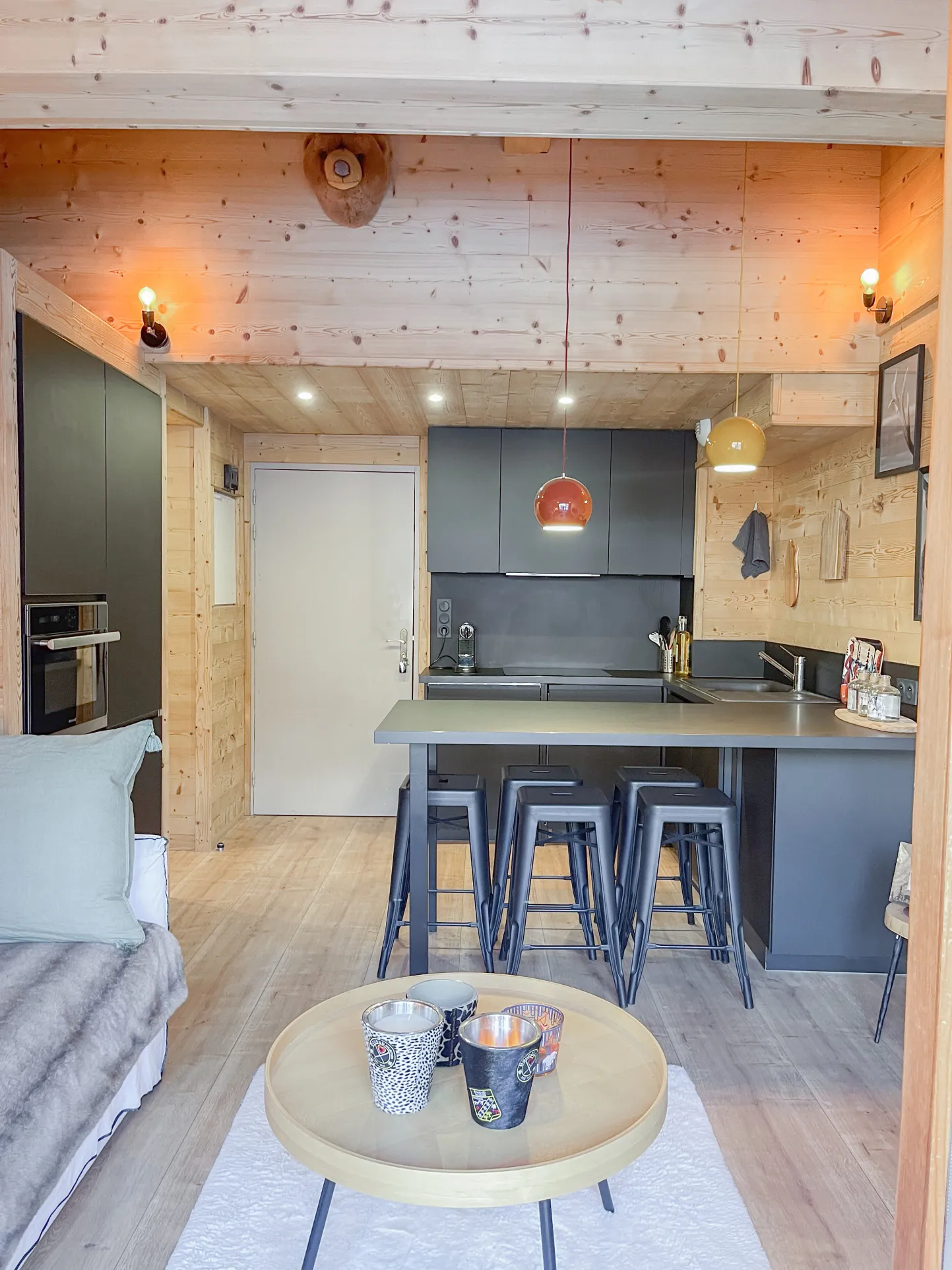 Bel appartement 3 pièces rénové avec balcon vue montagne à Vars