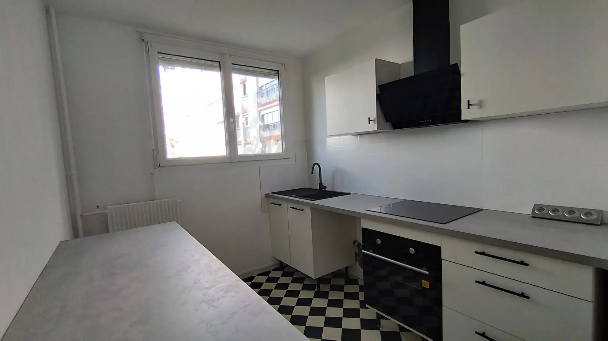 Appartement T2 rénové avec jardin à Beauvais – Idéal premier achat ou investissement 