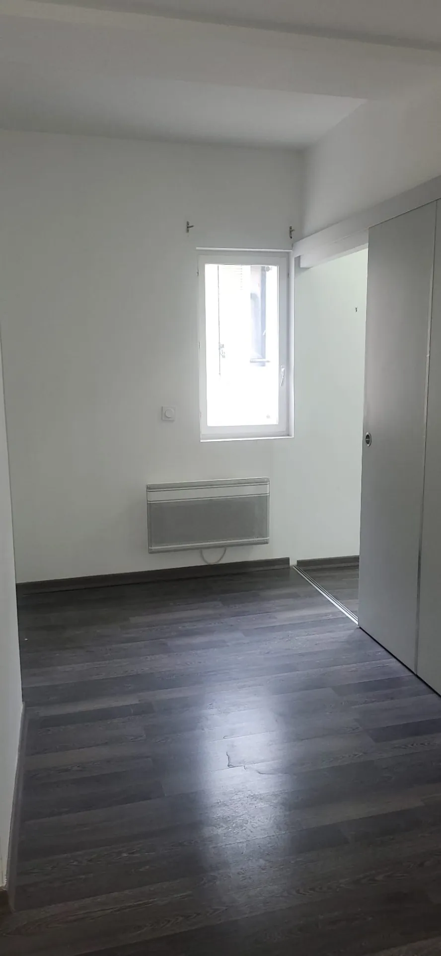 Appartement T2 traversant de 42 m² au cœur du Panier à Marseille 