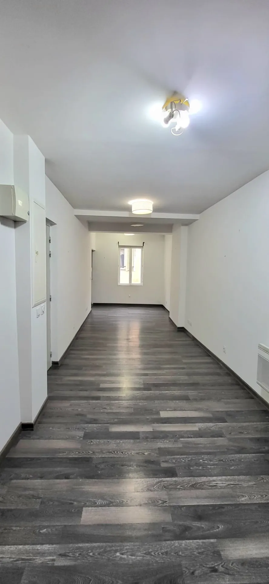 Appartement T2 traversant de 42 m² au cœur du Panier à Marseille 
