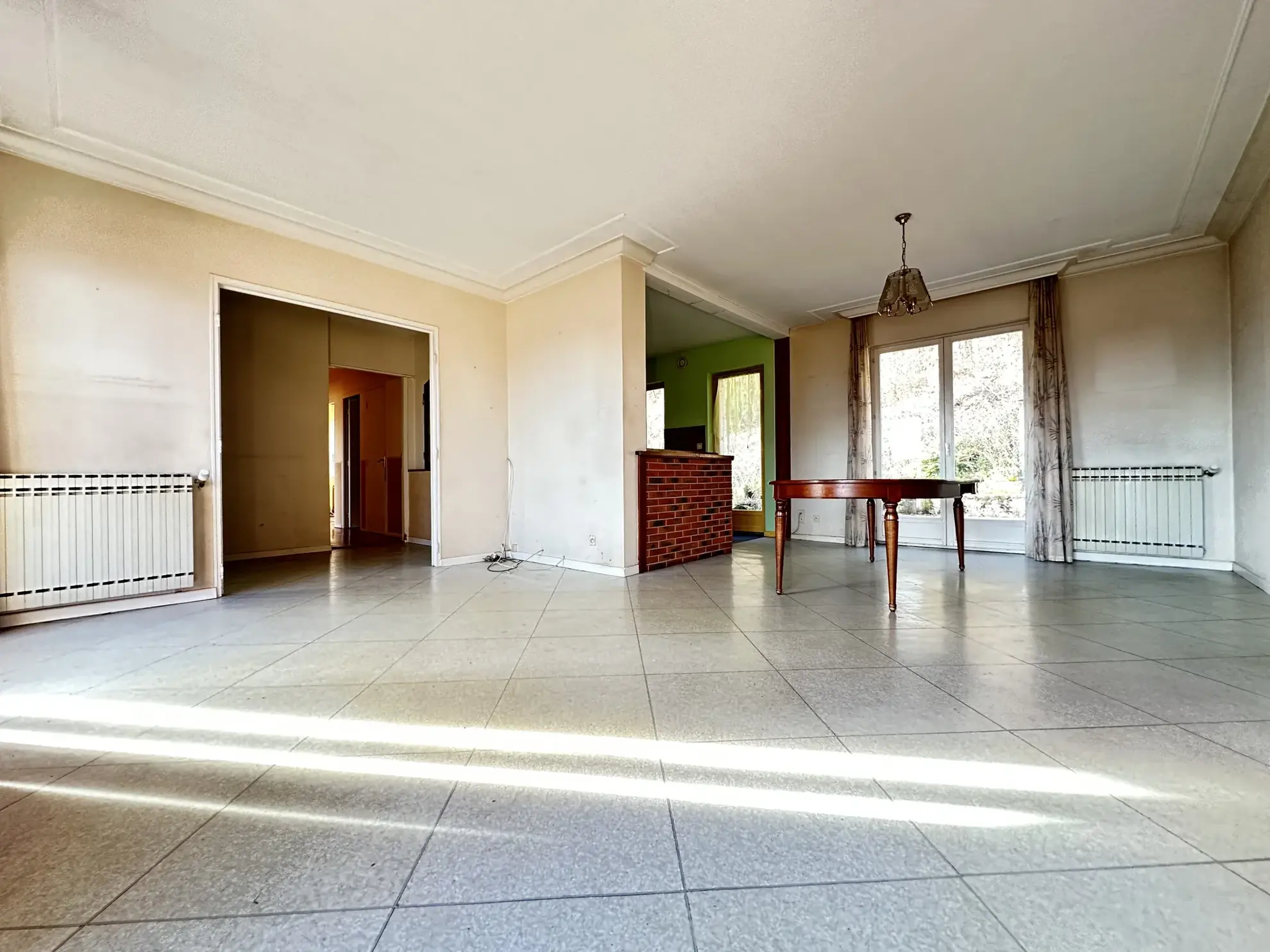 Maison à vendre dans les environs de Belfort, 3 chambres, garage, terrasse, à rénover