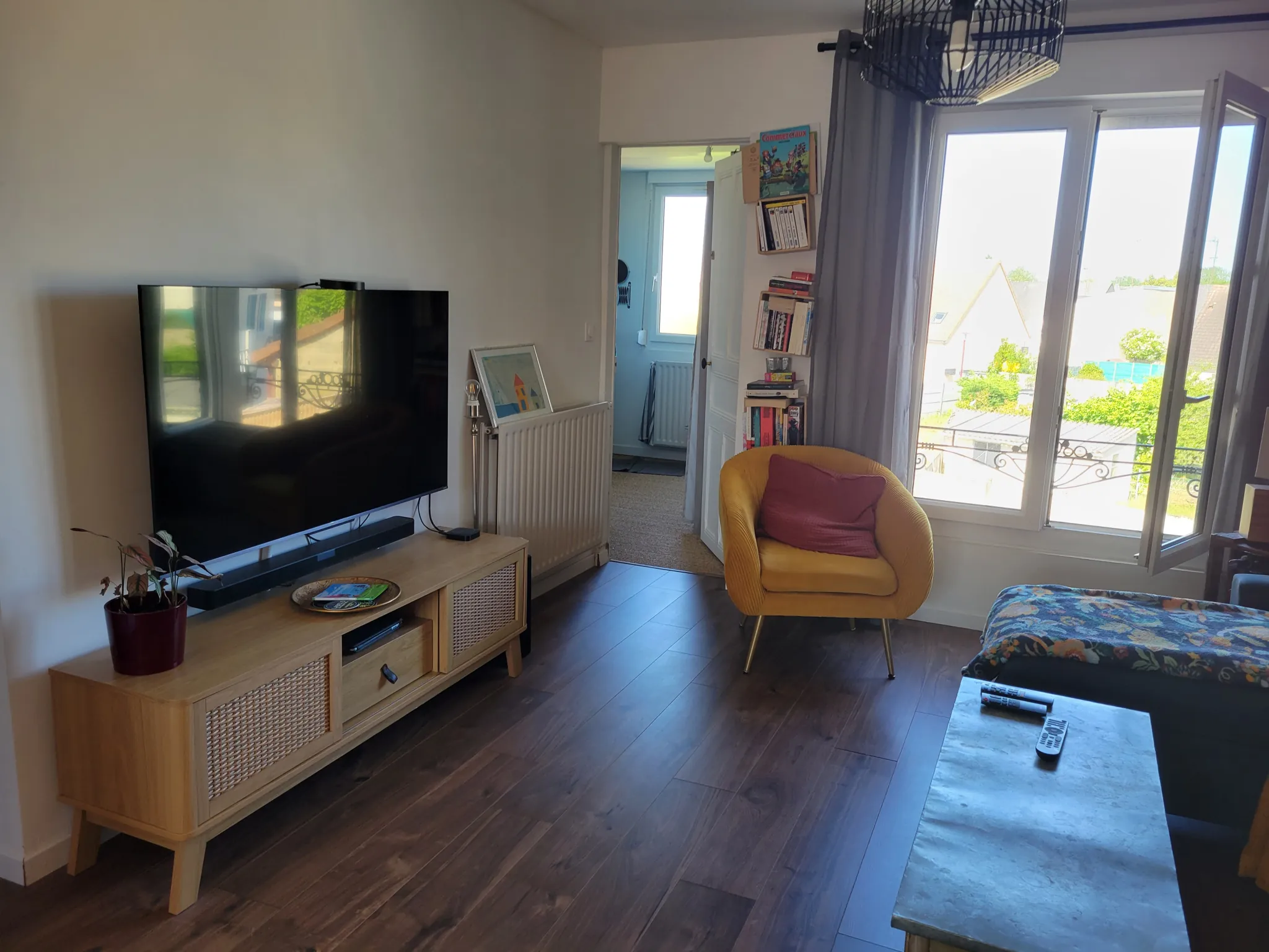 Investissement immobilier à Le Mans : immeuble locatif avec appartement, local et maison loués 