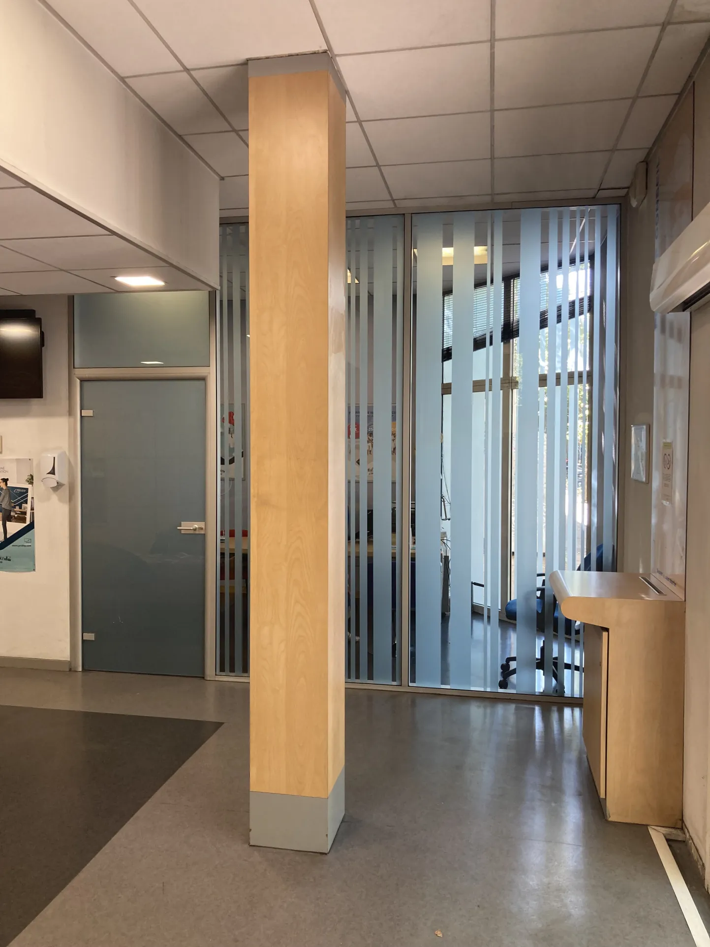 Bureaux à vendre ou louer à Montpellier Antigone - 90 m2 idéal emplacement 