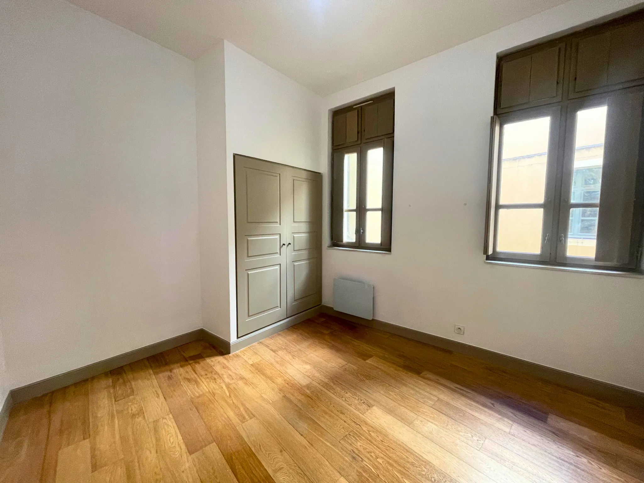 Appartement T3 à Nîmes avec 2 chambres en centre-ville - 56,66 m² 