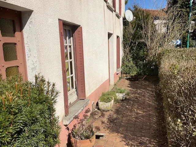 Maison de village à Saulxures-les-Bulgnéville - 78 m², garage et terrasse, prix attractif 