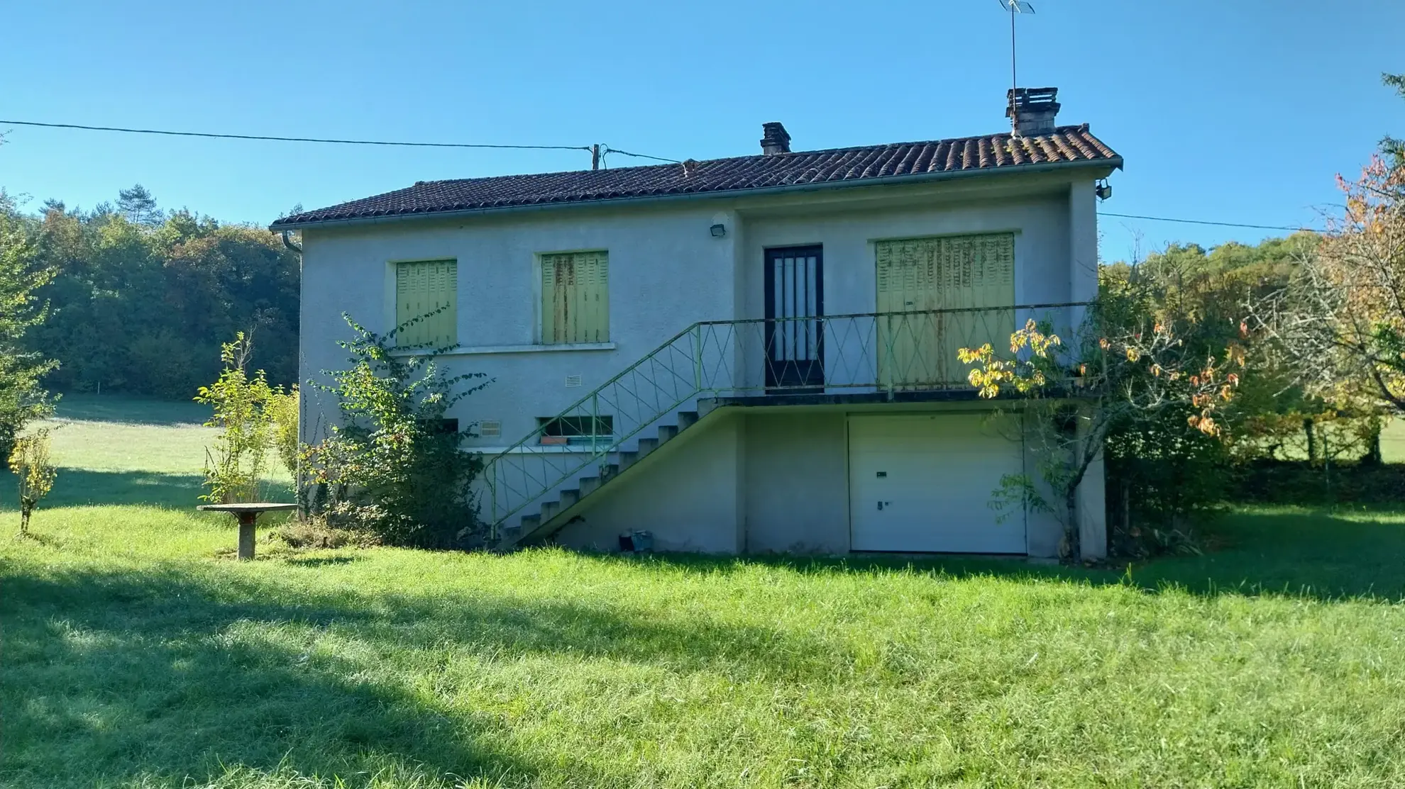 Maison avec grand terrain de 2 hectares à Mareuil la Belle en Périgord Vert 