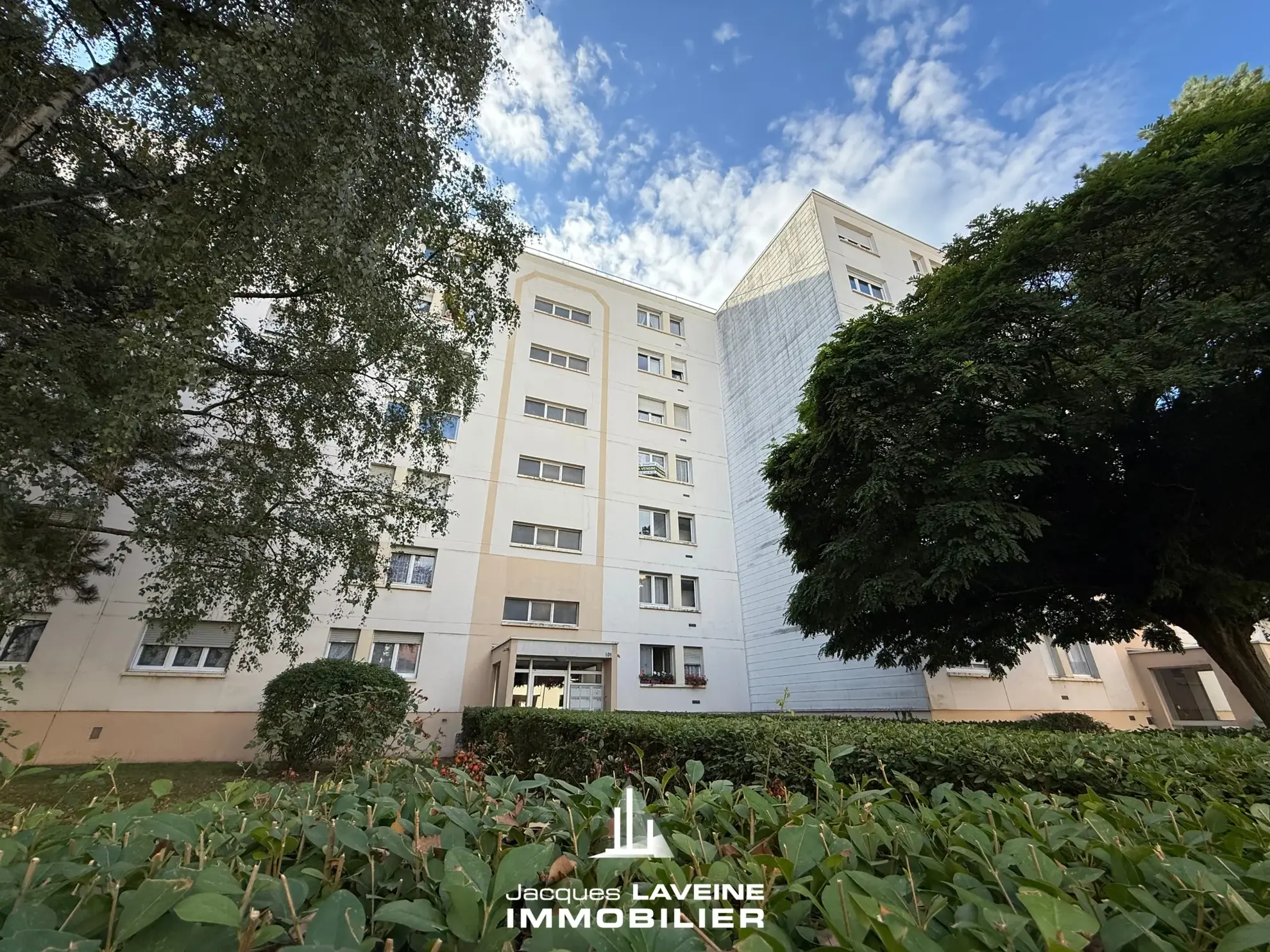 Appartement 3 pièces avec balcon et parking à Metz rue Saint-Pierre 