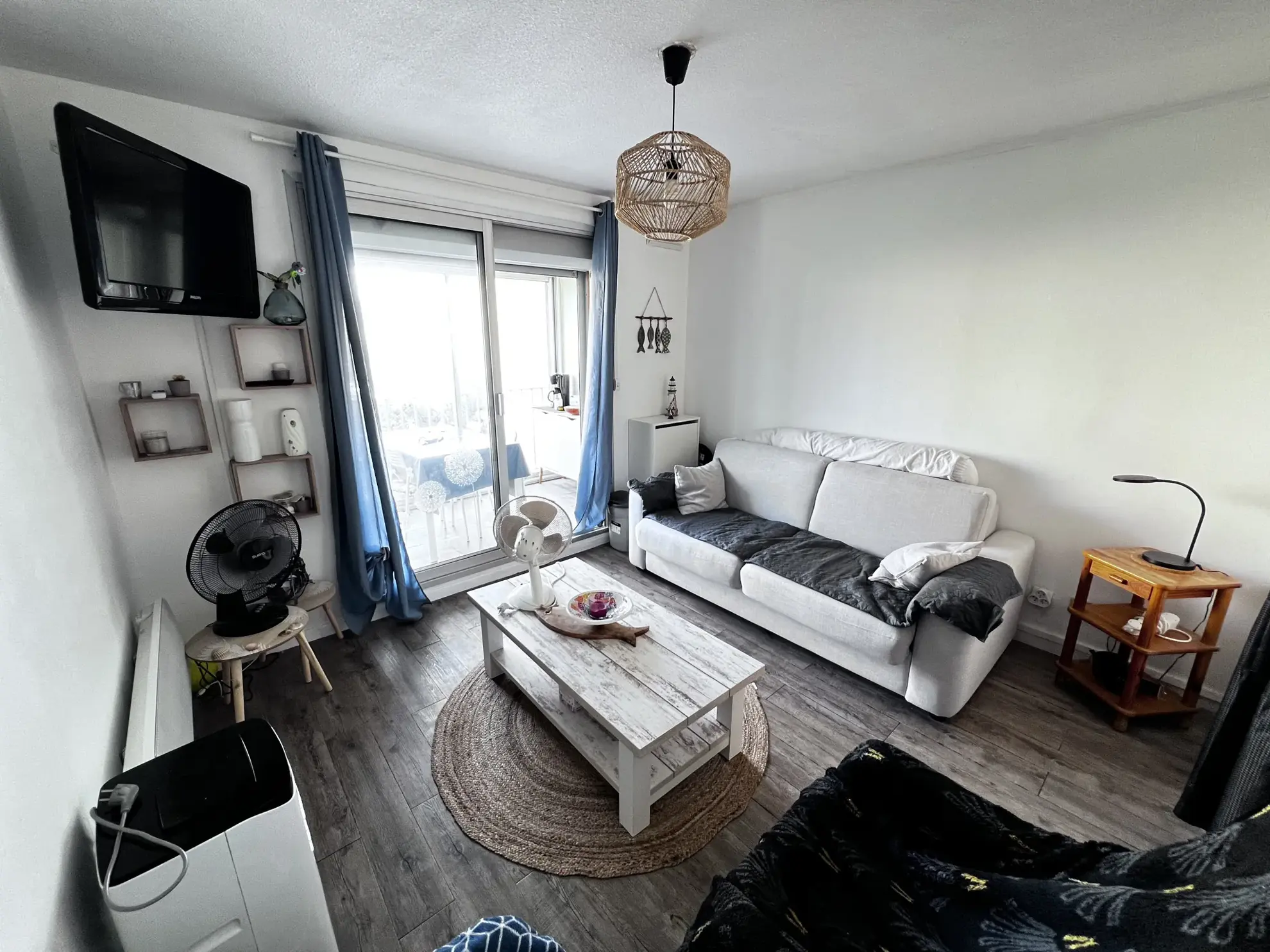 Studio à vendre à Cap d'Agde dans le quartier du Vieux Port avec parking privé