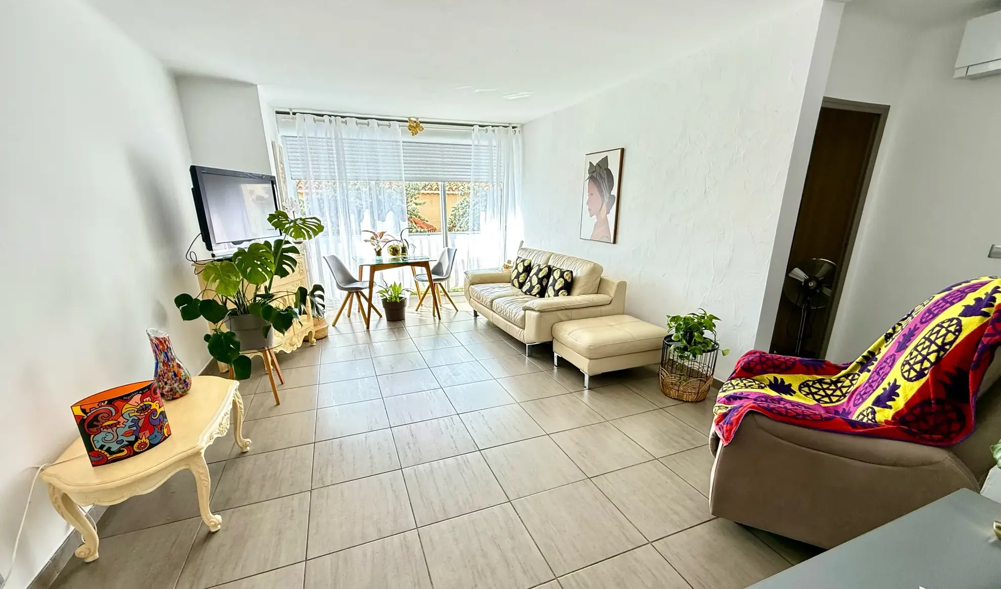 Appartement T3 rénové à Six Fours Les Plages, proximité centre-ville 