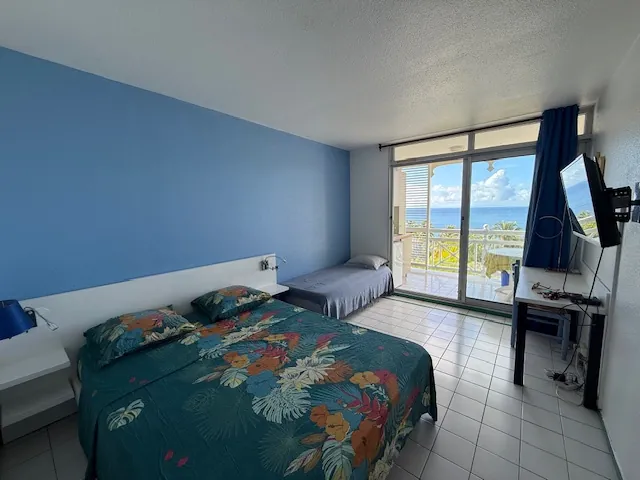 Studio meublé avec vue mer au Diamant – Investissement idéal 
