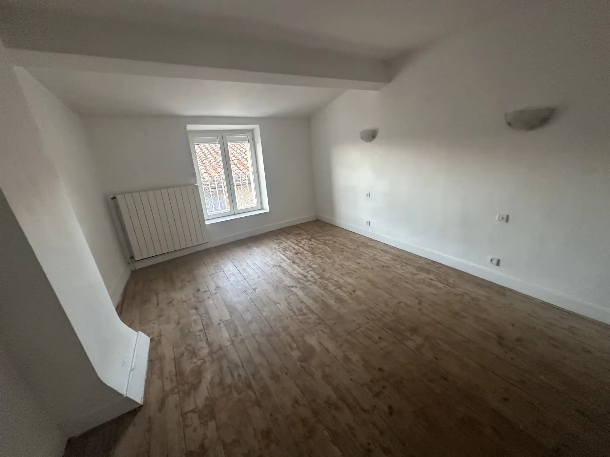 Maison de village à rénover à Conques-sur-Orbiel - 113,14 m² avec potentiel 