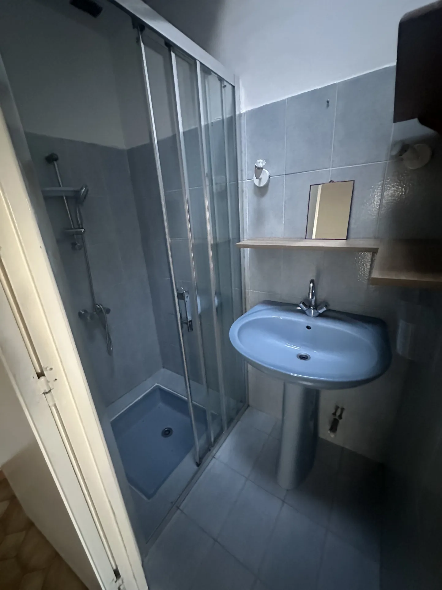 Maison de village à rénover à Conques-sur-Orbiel - 113,14 m² avec potentiel 