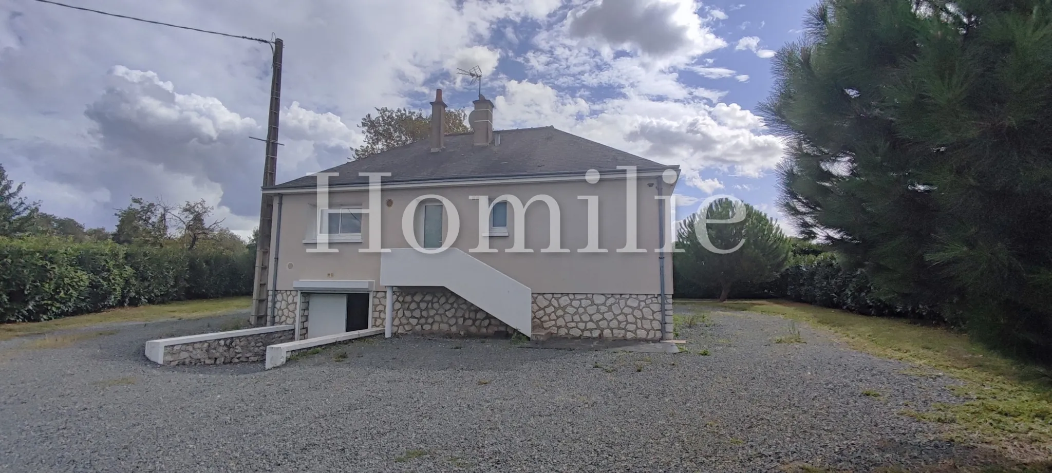 A vendre maison de 60 m² avec jardin à Civray-de-Touraine, proche Bléré et Amboise 