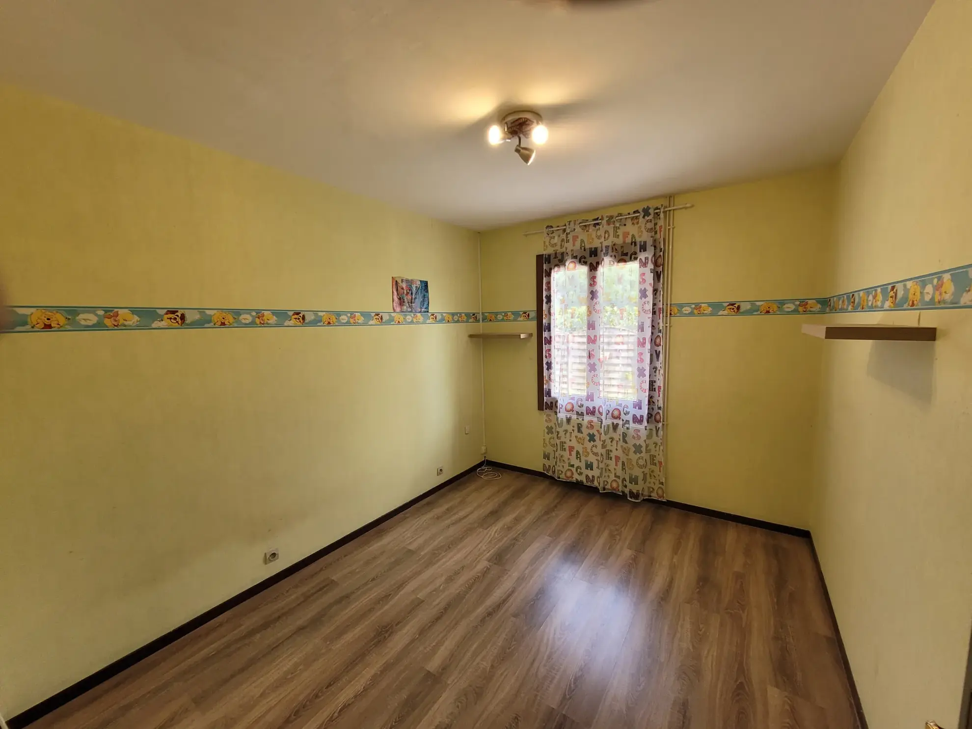 Maison familiale F7 à Tronget avec jardin, garage et DPE 'C' 