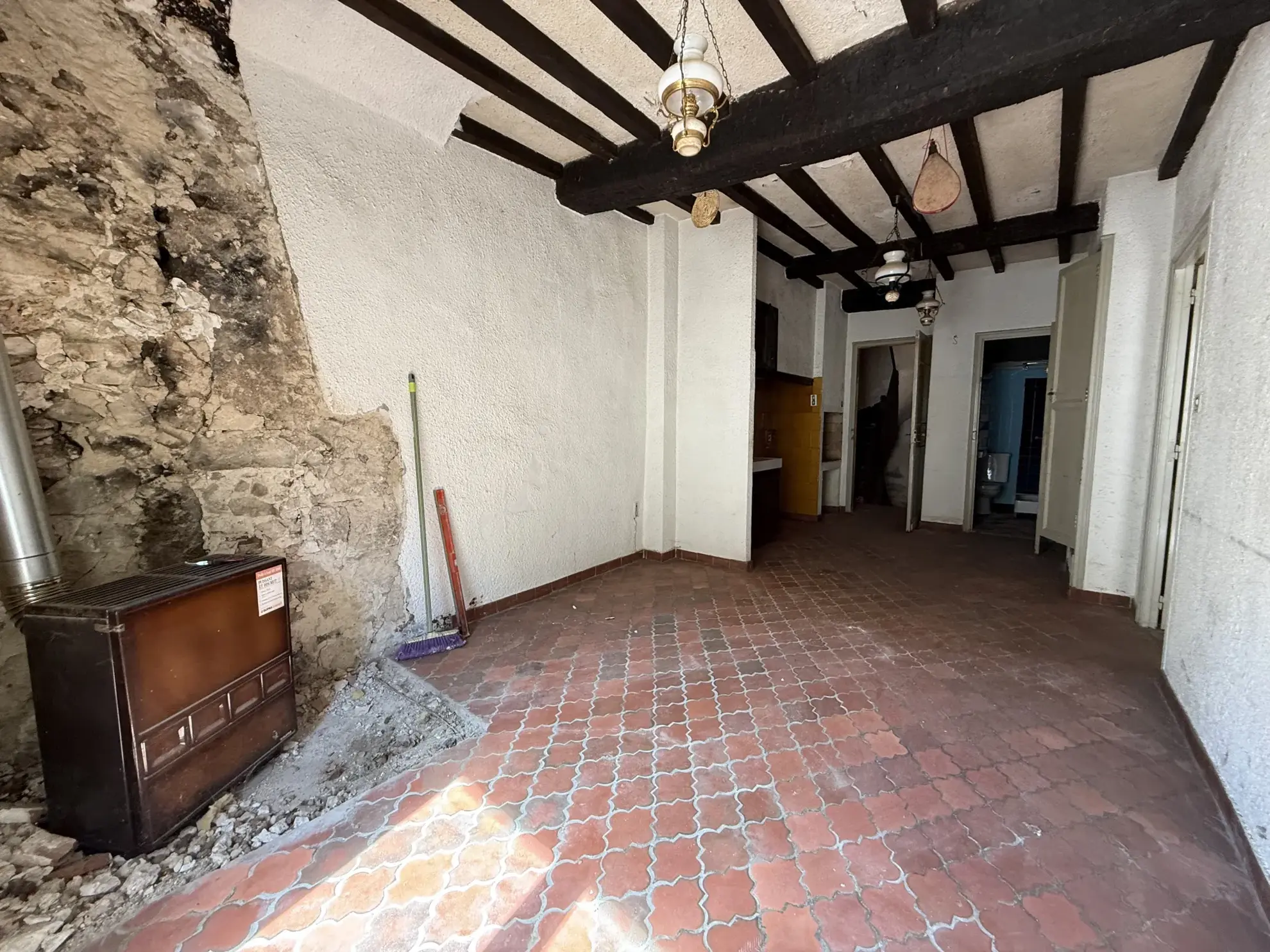 Maison de village avec garage et jardin à Corsavy, vue montagne