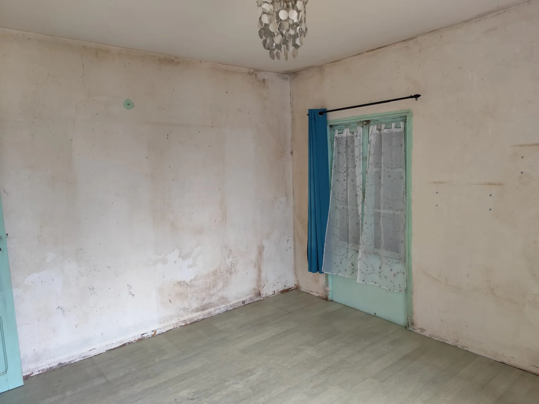 Maison de village à Cherance de 61 m² avec garage et terrain 