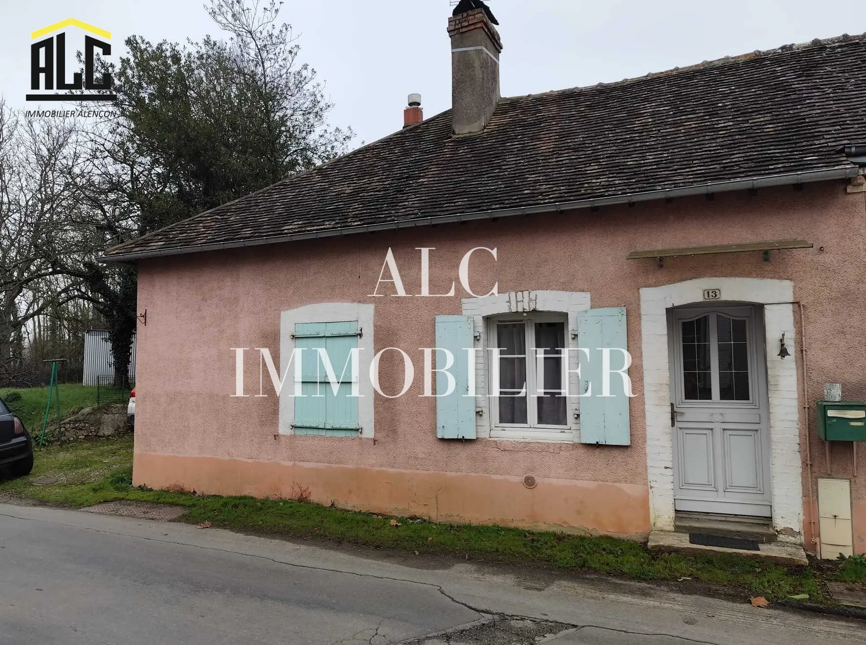 Maison de village à Cherance de 61 m² avec garage et terrain 