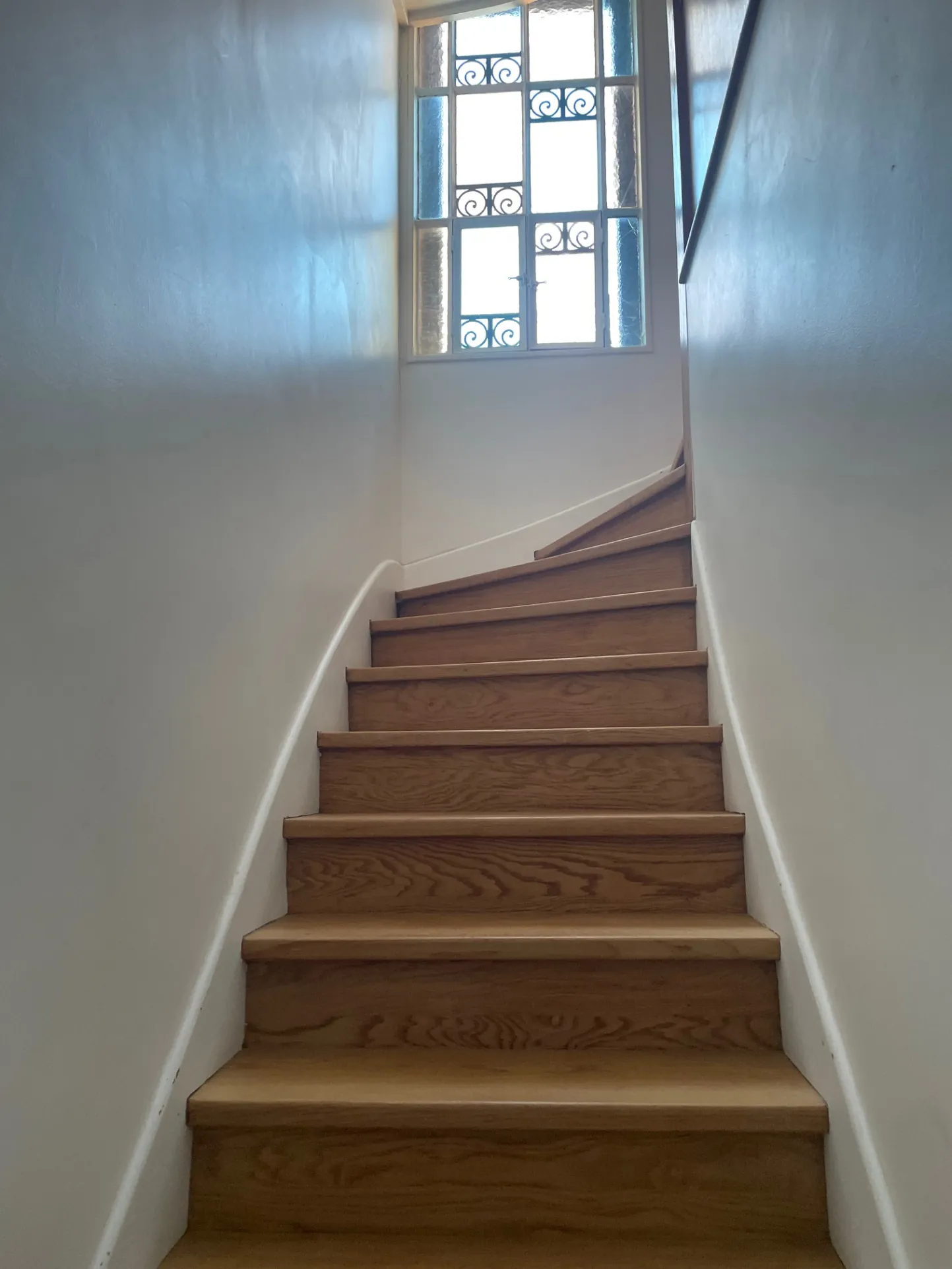 Triplex de 97 m2 avec terrasse à Sainte Savine, proche commodités 